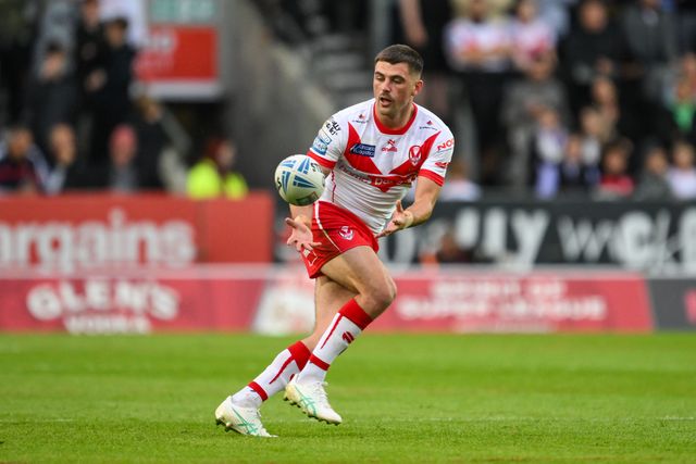 Lewis Dodd of St. Helens in action during the Betfred Super League Round 16 match St Helens vs Castleford Tigers at Totally Wicked Stadium, St Helens, United Kingdom, 5th July 2024

(Photo by Craig Thomas/News Images)