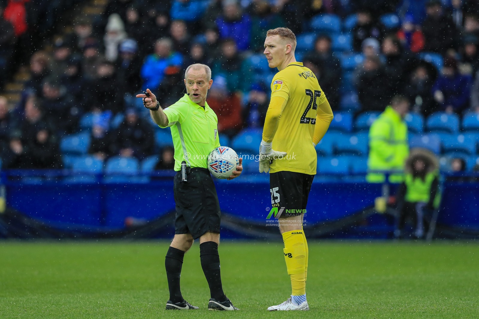 15th February 2020, Hillsborough, Sheffield, England; Sky Bet Championship, Sheffield Wednesday v Reading : referee Andy Woolmer gives instructions to Cameron Dawson (25) of Sheffield Wednesday