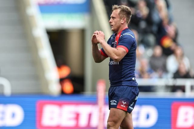 Jez Litten of Hull KR celebrates his try during the Betfred Magic Weekend 2025 match Hull KR vs Salford Red Devils at St. James's Park, Newcastle, United Kingdom, 3rd May 2025

(Photo by Mark Cosgrove/News Images)