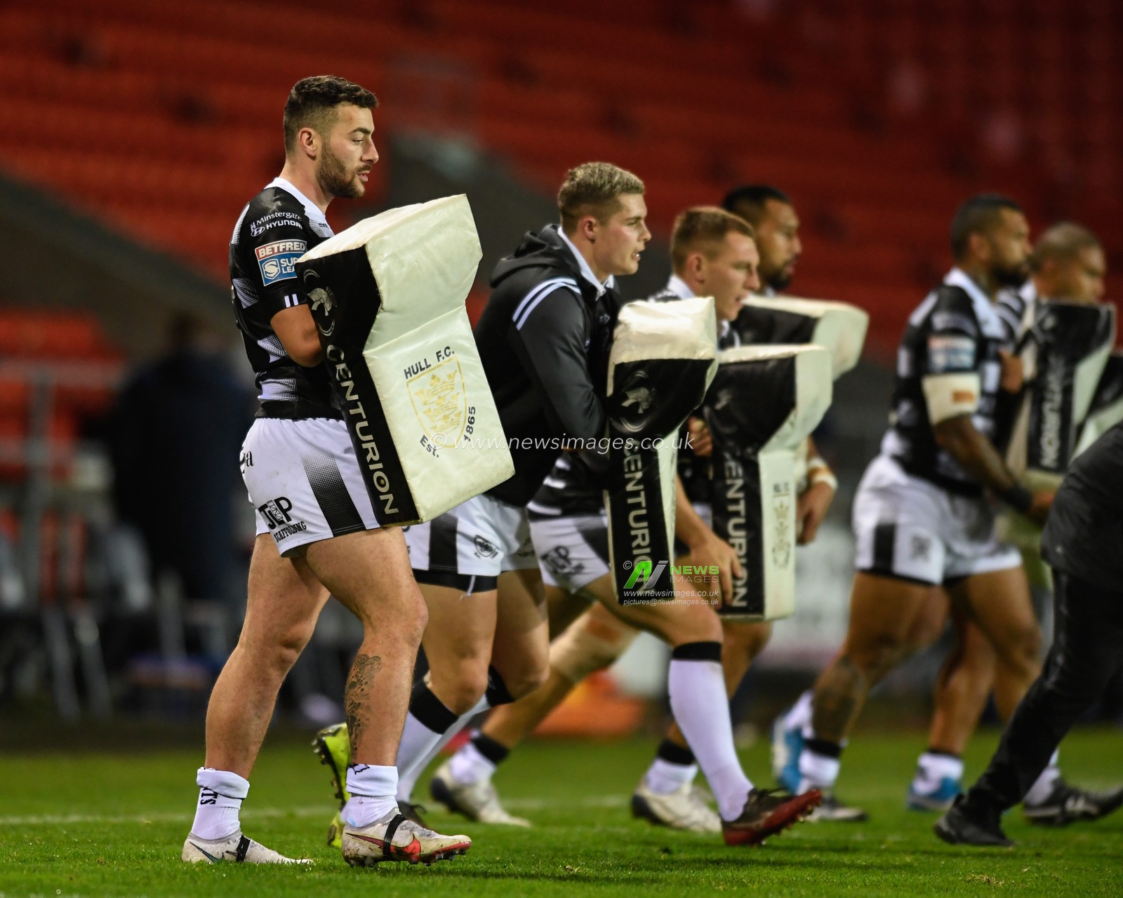 The Hull FC players warming up
