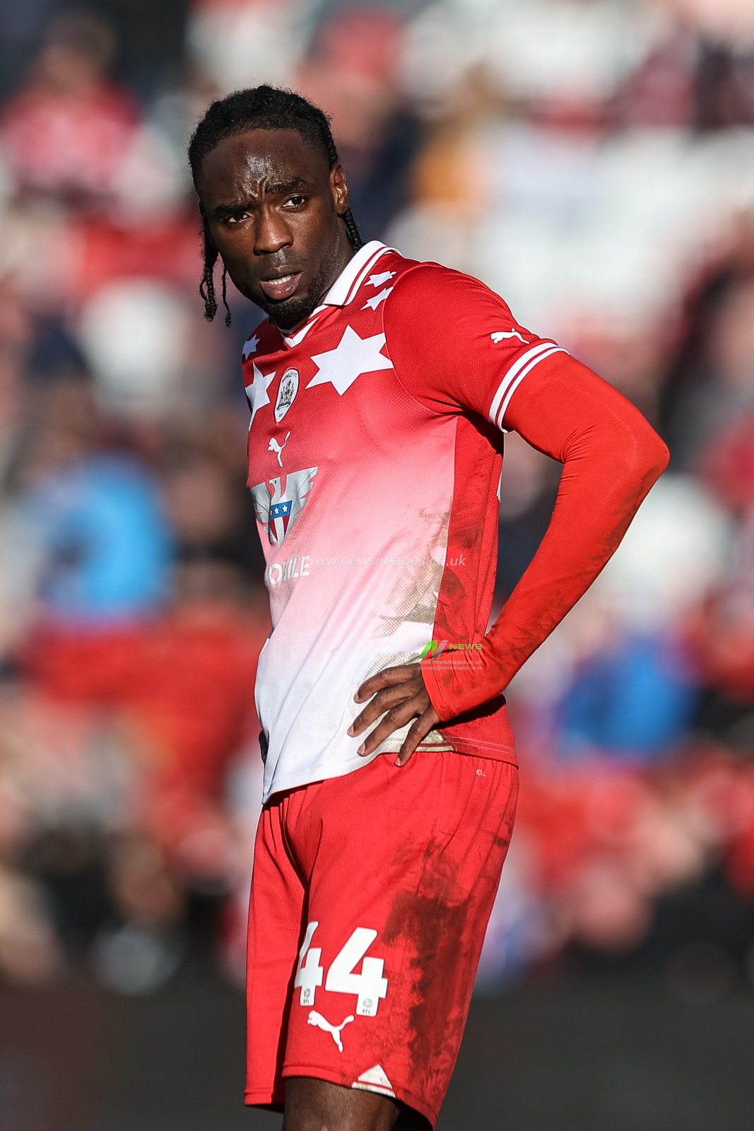 Devante Cole of Barnsley during the Sky Bet League 1 match Barnsley vs Cambridge United at Oakwell, Barnsley, United Kingdom, 29th March 2024

(Photo by Mark Cosgrove/News Images)