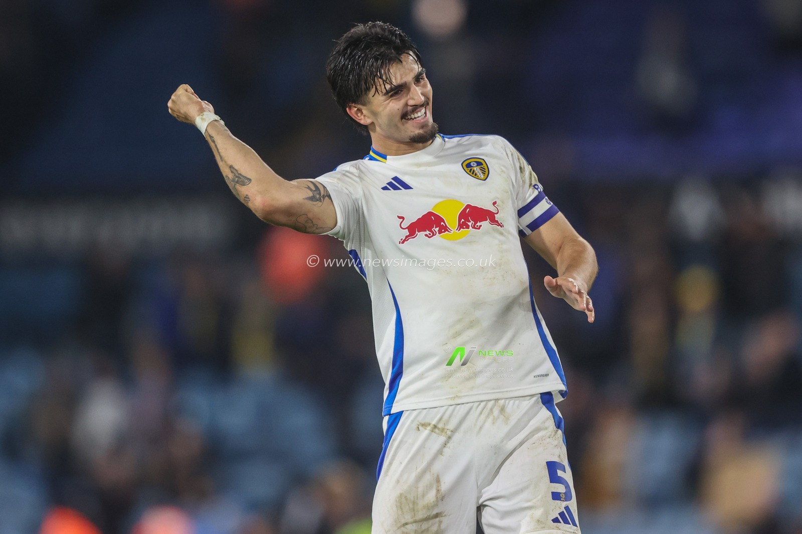 Pascal Struijk of Leeds United celebrates with the fans after the game during the Sky Bet Championship match Leeds United vs Watford at Elland Road, Leeds, United Kingdom, 22nd October 2024

(Photo by Alfie Cosgrove/News Images)