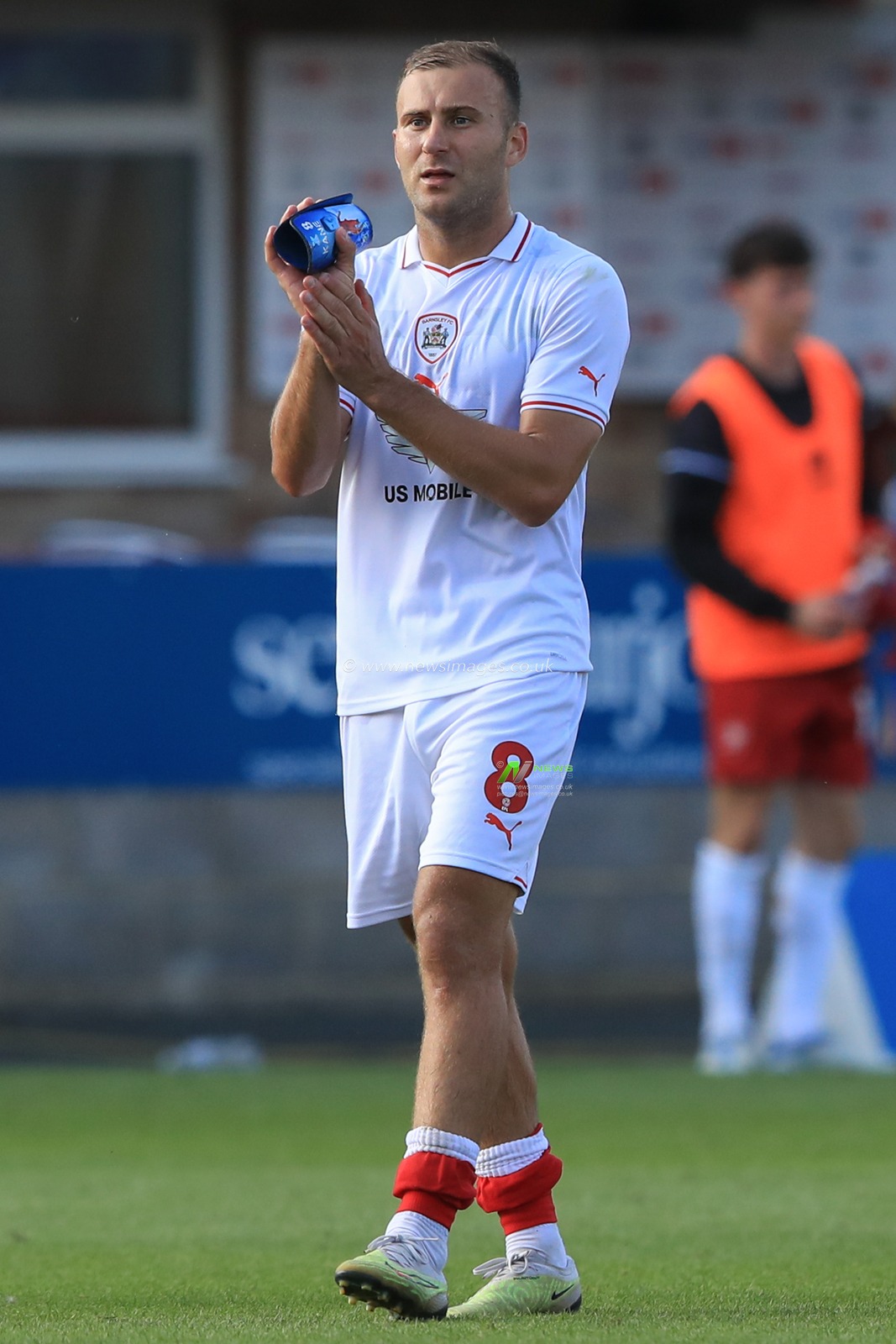 Herbie Kane #8 of Barnsley applauds the travelling fans after Barnsley win 0-2 during the Sky Bet League 1 match Cheltenham Town vs Barnsley at The Jonny-Rocks Stadium, Cheltenham, United Kingdom, 2nd September 2023

(Photo by Alfie Cosgrove/News Images)