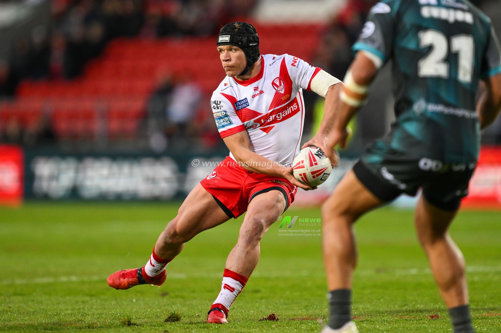 Jonny Lomax of St. Helens in action during the Betfred Super League Round 9 match St Helens vs Huddersfield Giants at Totally Wicked Stadium, St Helens, United Kingdom, 25th April 2024

(Photo by Craig Thomas/News Images)