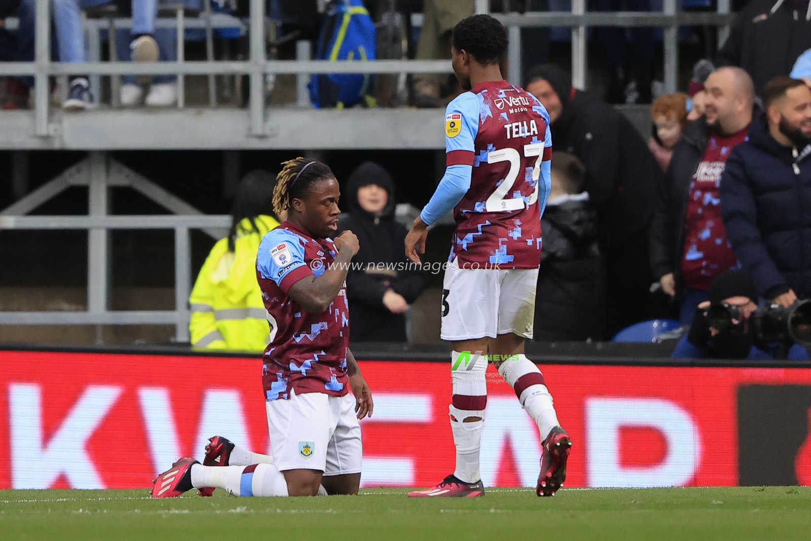 Michael Obafemi #45 of Burnley celebrates scoring to make it 4-0 during the Sky Bet Championship match Burnley vs Huddersfield Town at Turf Moor, Burnley, United Kingdom, 25th February 2023

(Photo by Conor Molloy/News Images)