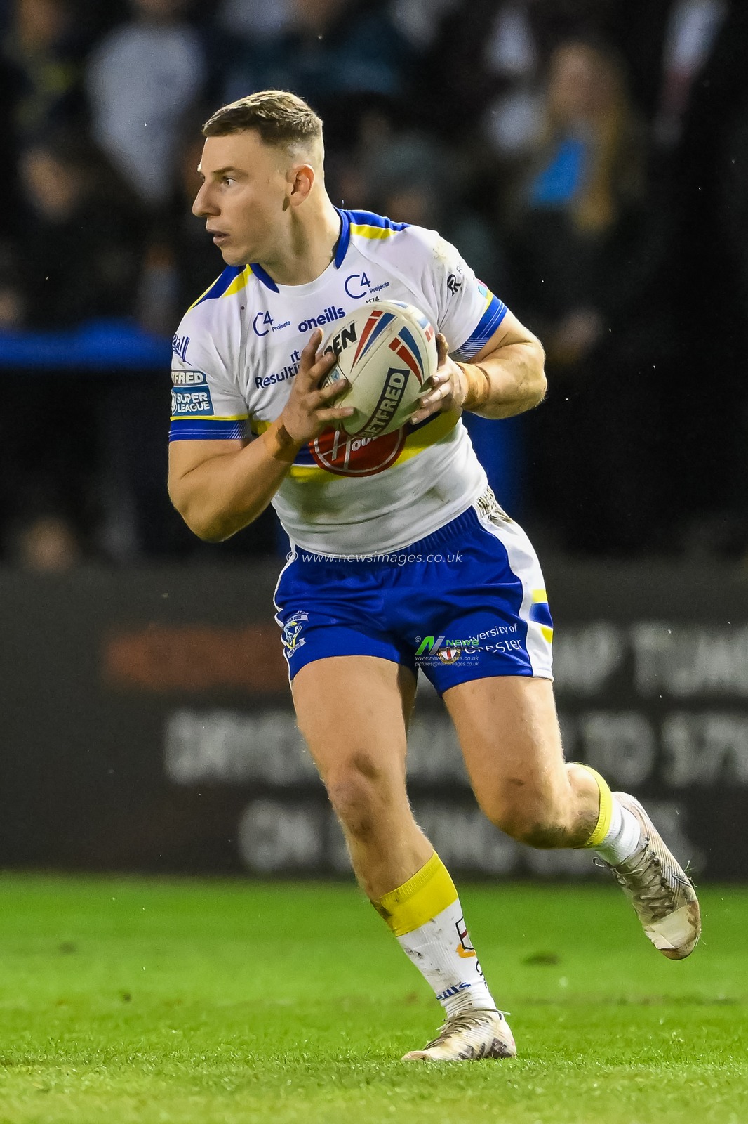 George Williams #6 of Warrington Wolves in actionduring the Betfred Super League Round 5 match Warrington Wolves vs Leigh Leopards at Halliwell Jones Stadium, Warrington, United Kingdom, 17th March 2023

(Photo by Craig Thomas/News Images)