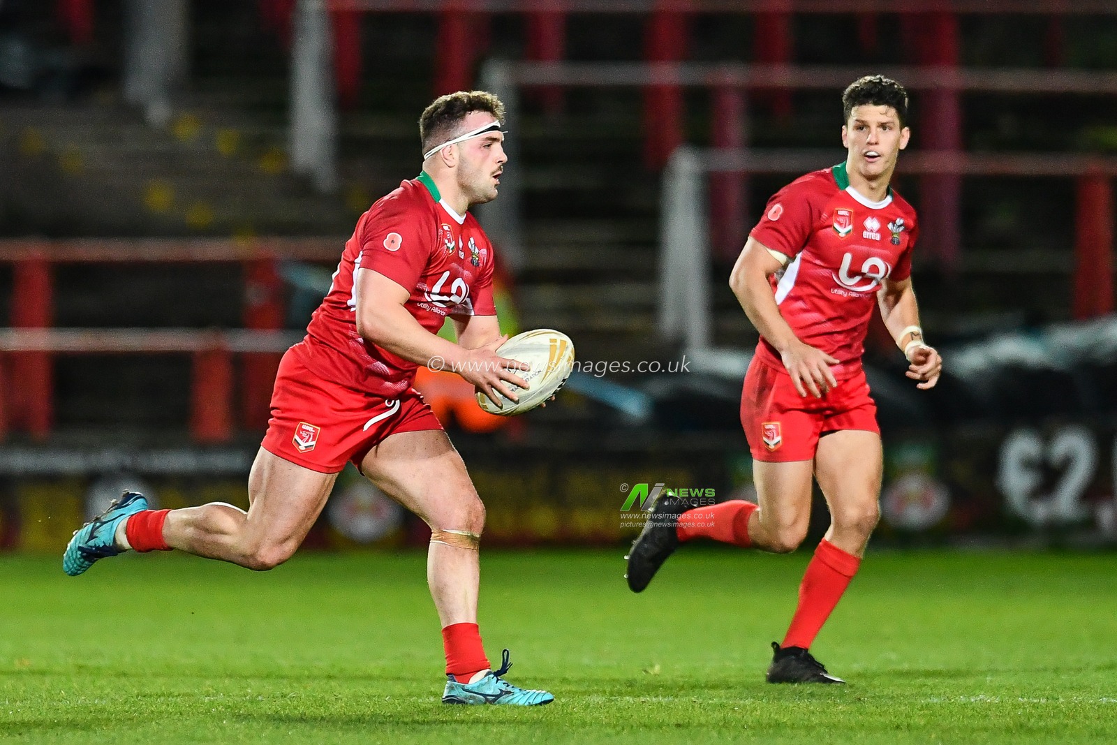 11th November 2018 , Racecourse Ground,  Wrexham, Wales ;  Rugby League World Cup Qualifier,Wales v Ireland ; Connor Davies of Wales in action


Credit:   Craig Thomas/News Images