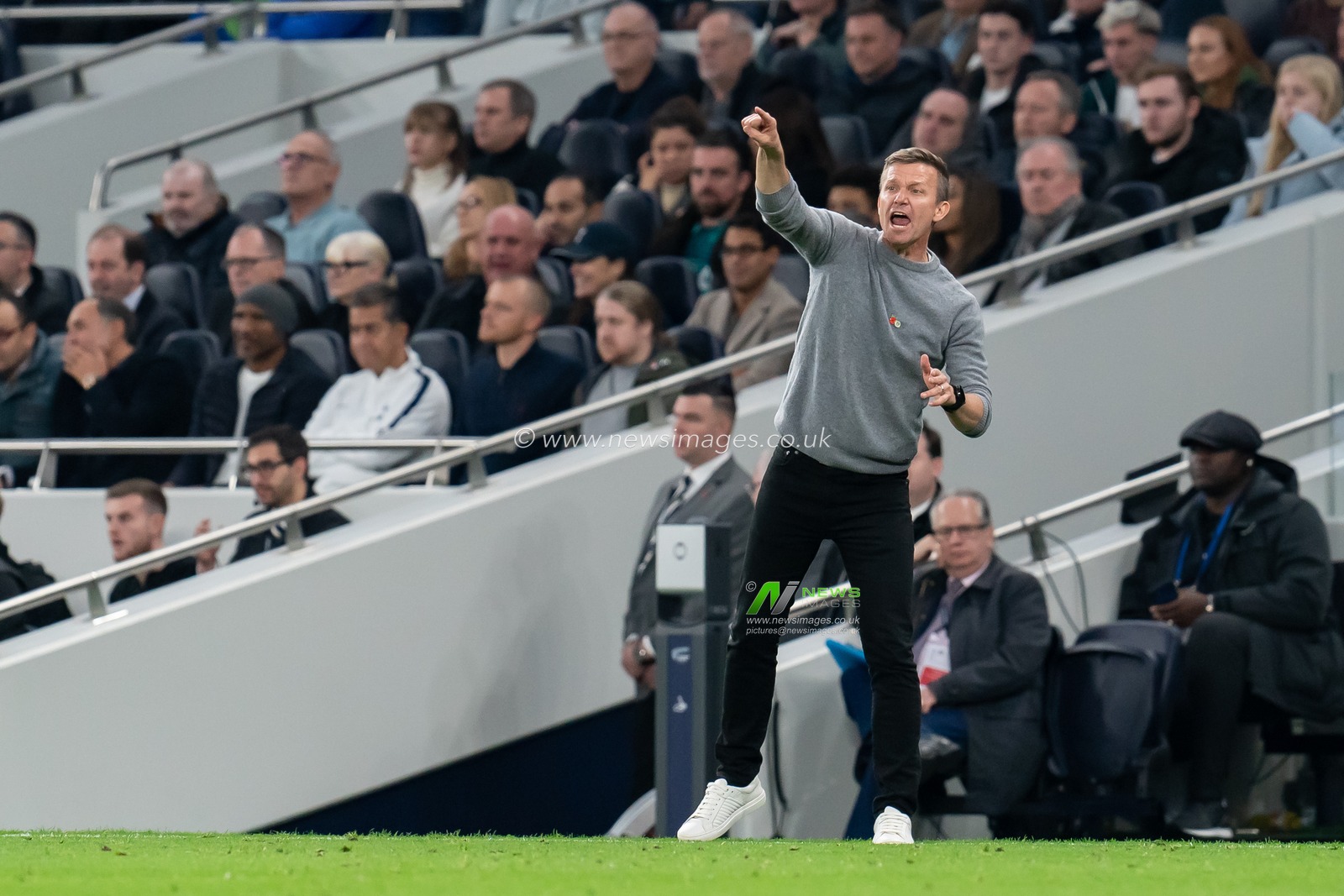 Jesse Marsch manager of Leeds United during the Premier League match Tottenham Hotspur vs Leeds United at Tottenham Hotspur Stadium, London, United Kingdom, 12th November 2022

(Photo by Richard Washbrooke/News Images)
