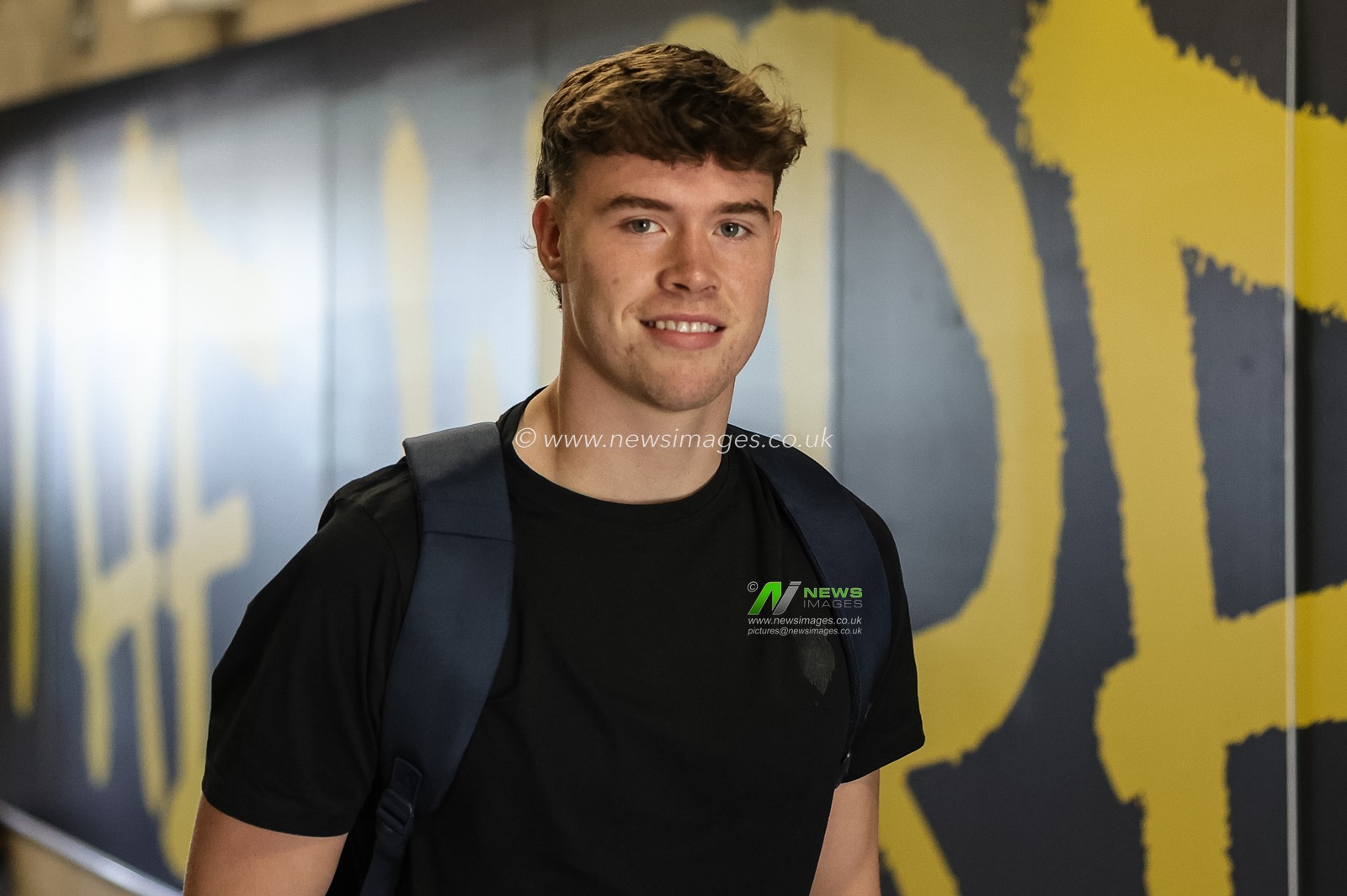 Ewan Smith of Warrington Wolves arrives during the Betfred Challenge Cup round 4 match Goole Vikings vs Warrington Wolves at The Halliwell Jones Stadium, Warrington, United Kingdom on 14 March 2026

(Photo by Mark Cosgrove/News Images)