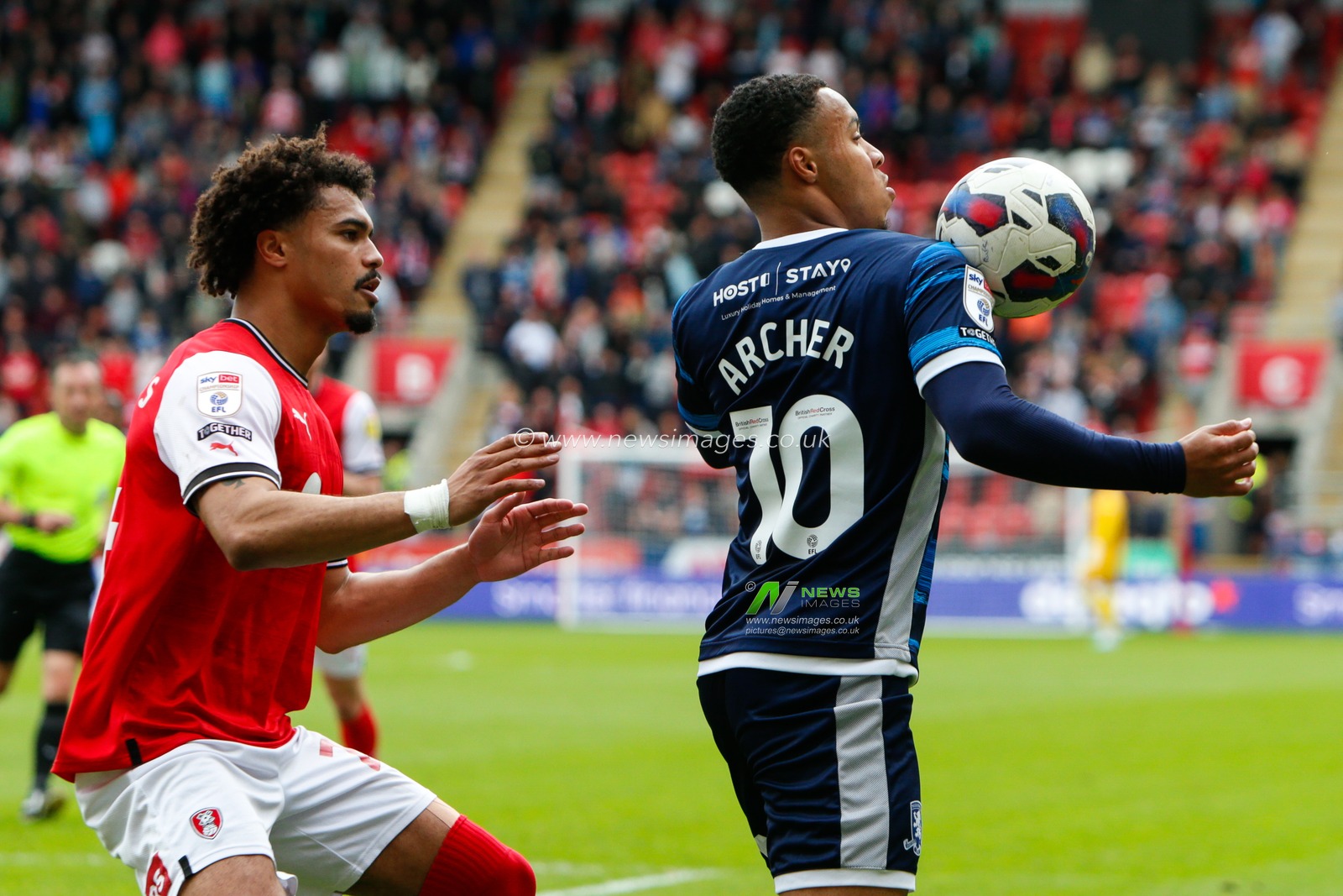 Cameron Archer #10 of Middlesbrough and Cameron Humphreys #24 of Rotherham United during the Sky Bet Championship match Rotherham United vs Middlesbrough at New York Stadium, Rotherham, United Kingdom, 1st May 2023

(Photo by Ben Early/News Images)