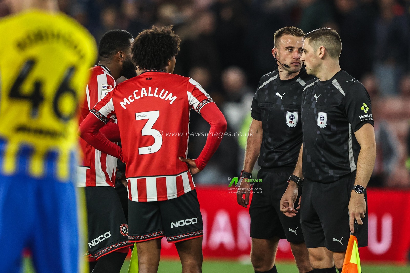 Japhet Tanganga of Sheffield United and Sam McCallum of Sheffield United question referee Adam Herczeg after a controversial decision to disallow a late equaliser during the Sky Bet Championship match Sheffield United vs Southampton at Bramall Lane, Sheffield, United Kingdom, 30th September 2025

(Photo by Alfie Cosgrove/News Images)
