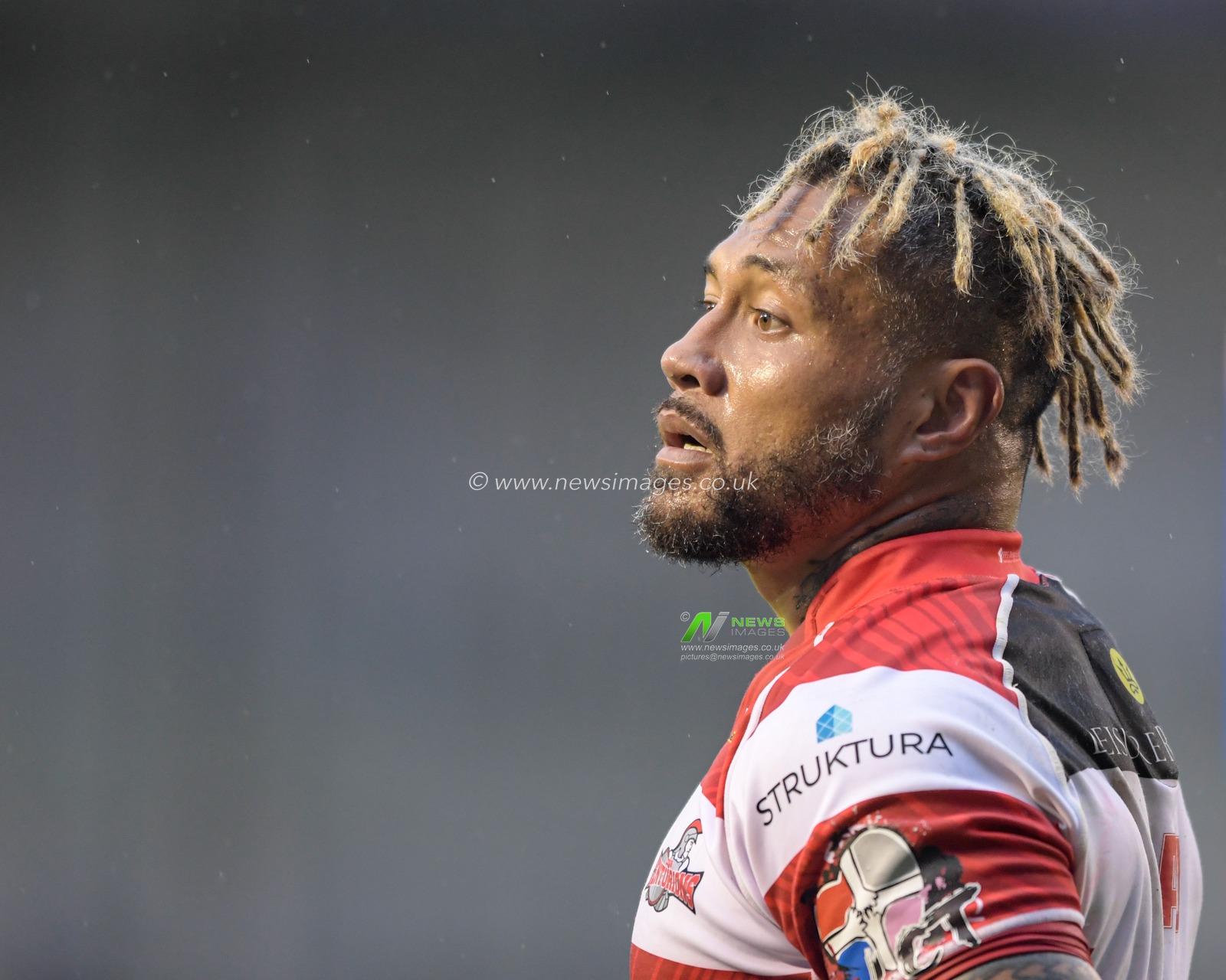 Junior Sa'u (4) of Leigh Centurions in action during the game