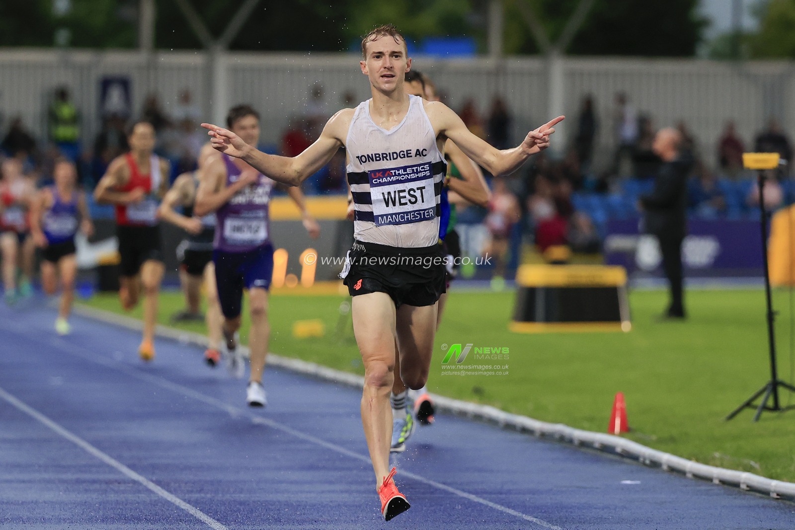 James West runs on to win gold in the menâ€™s 5000m during the UK Athletics Championships at Manchester Regional Arena, Manchester, United Kingdom, 8th July 2023

(Photo by Conor Molloy/News Images)