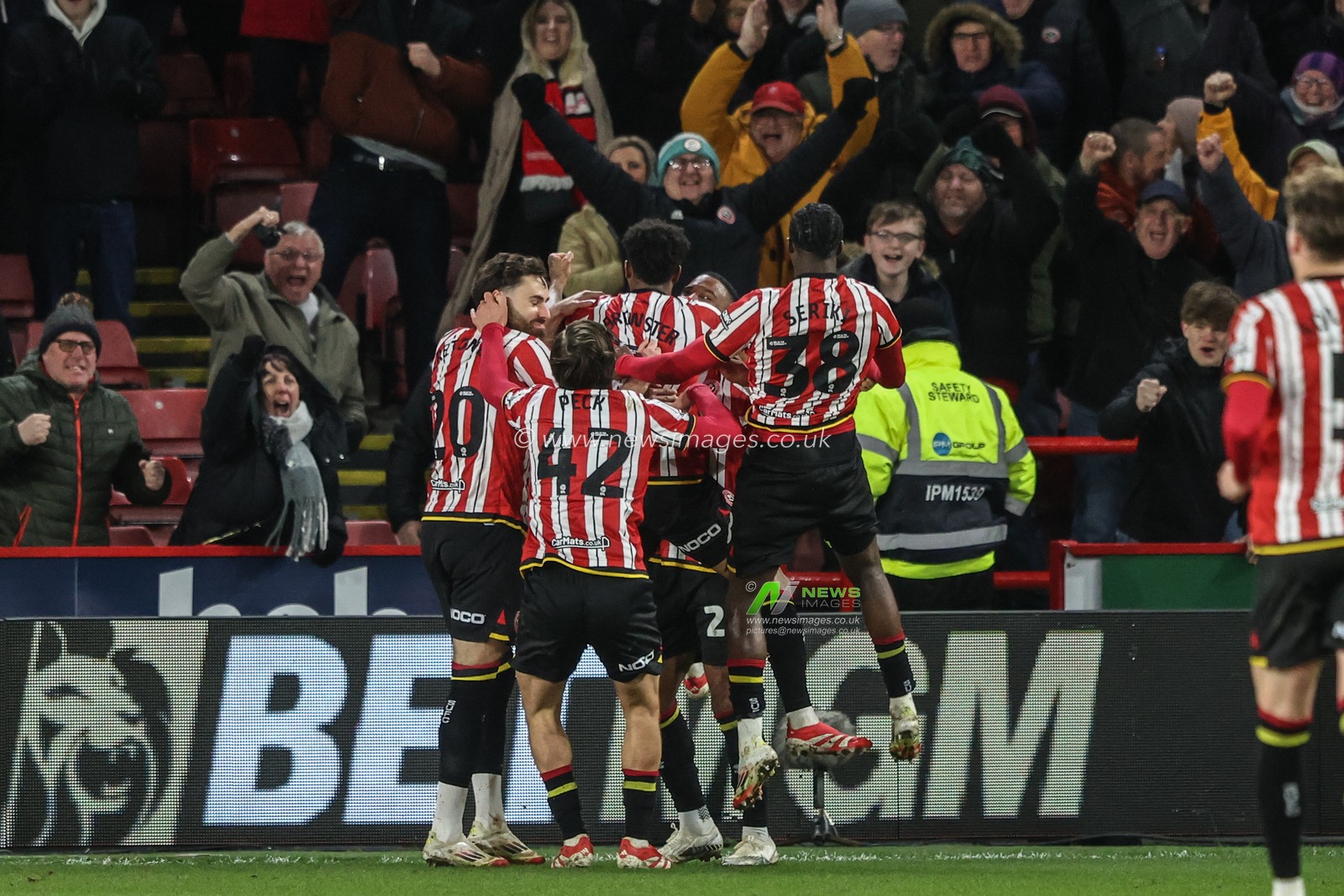 Tyrese Campbell of Sheffield United celebrates his goal to make it 1-0 during the Sky Bet Championship match Sheffield United vs Bristol City at Bramall Lane, Sheffield, United Kingdom, 11th March 2025

(Photo by Alfie Cosgrove/News Images)