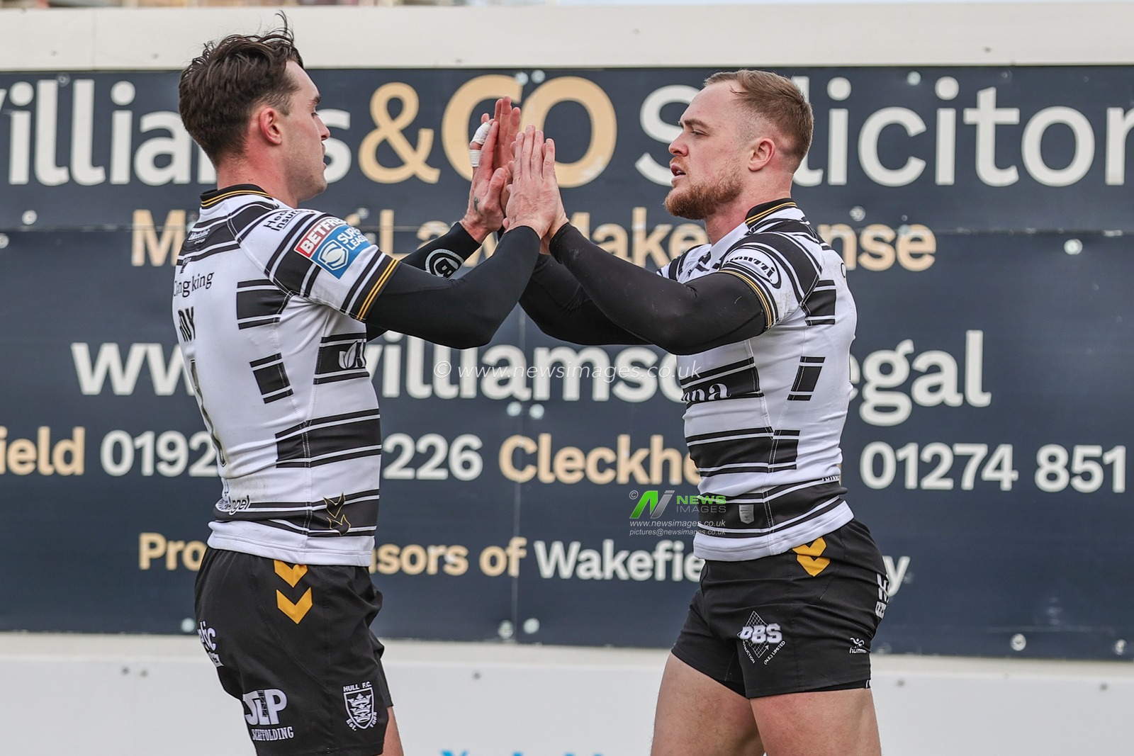 Adam Swift #2 of Hull FC celebrates their try with Tex Hoy #1 of Hull FC during the Rugby League Pre Season match Wakefield Trinity vs Hull FC at The Be Well Support Stadium, Wakefield, United Kingdom, 5th February 2023

(Photo by Mark Cosgrove/News Images)