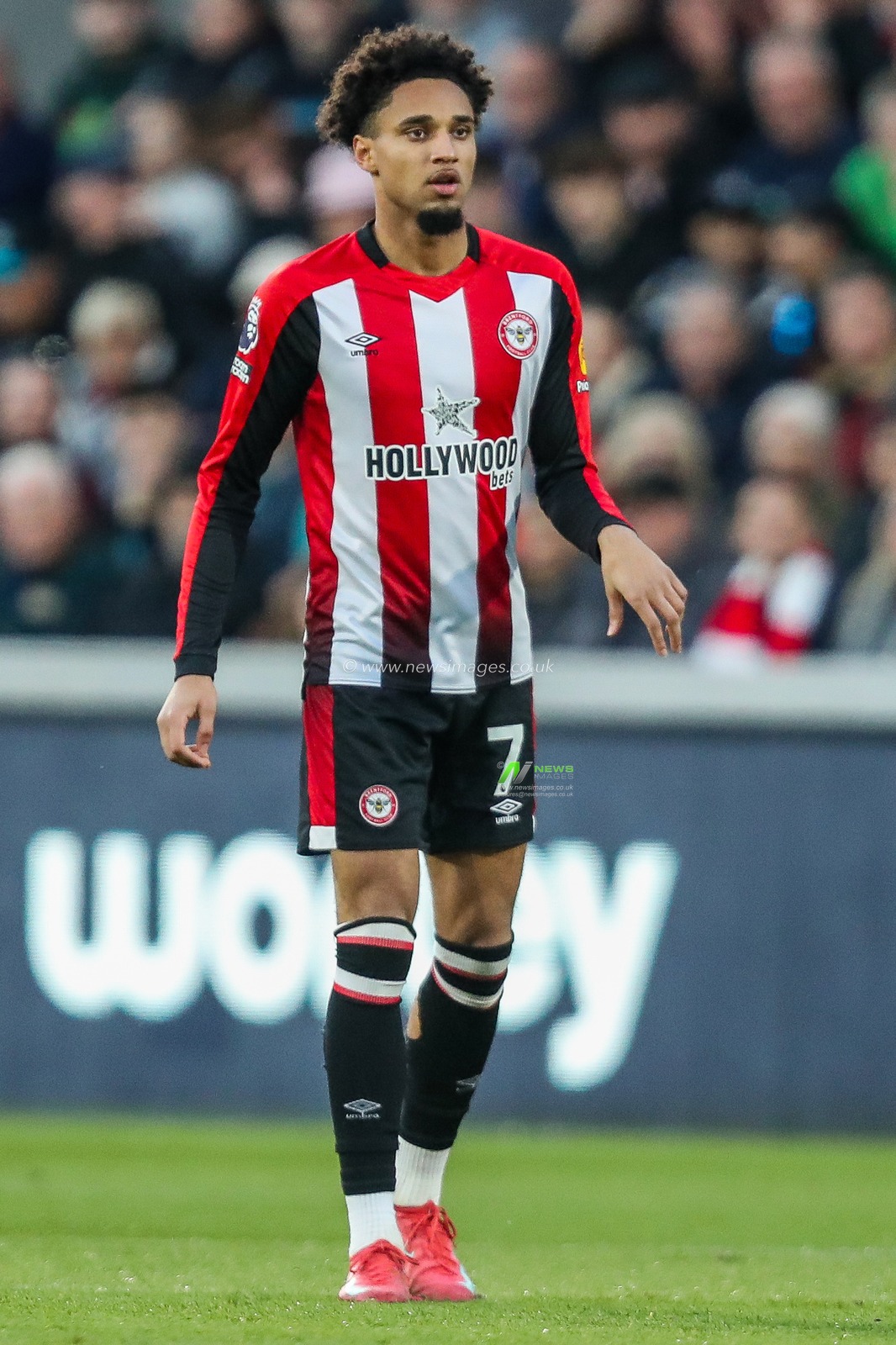Kevin Schade of Brentford looks on during the Premier League match Brentford vs Aston Villa at The Gtech Community Stadium, London, United Kingdom, 8th March 2025

(Photo by Izzy Poles/News Images)