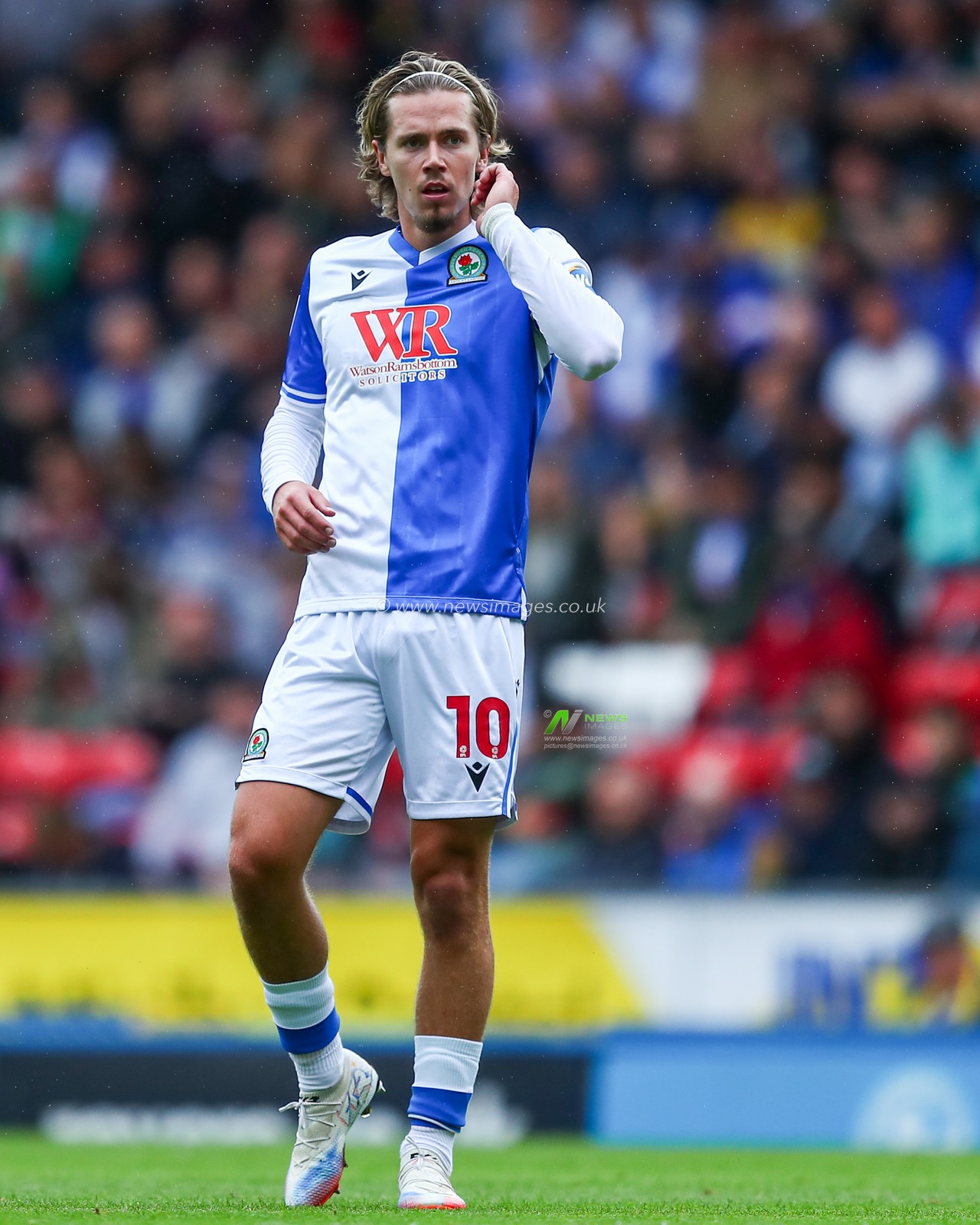Todd Cantwell of Blackburn Rovers during the Sky Bet Championship match Blackburn Rovers vs Norwich City at Ewood Park, Blackburn, United Kingdom, 30th August 2025

(Photo by Jorge Horsted/News Images)