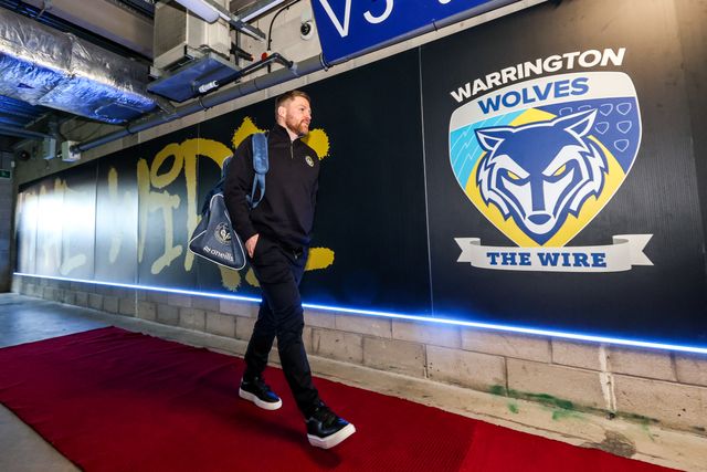 Joe Philbin of Warrington Wolves arrives during the Betfred Super League Round 3 match Warrington Wolves vs Wakefield Trinity at The Halliwell Jones Stadium, Warrington, United Kingdom on 28 February 2026

(Photo by Alfie Cosgrove/News Images)