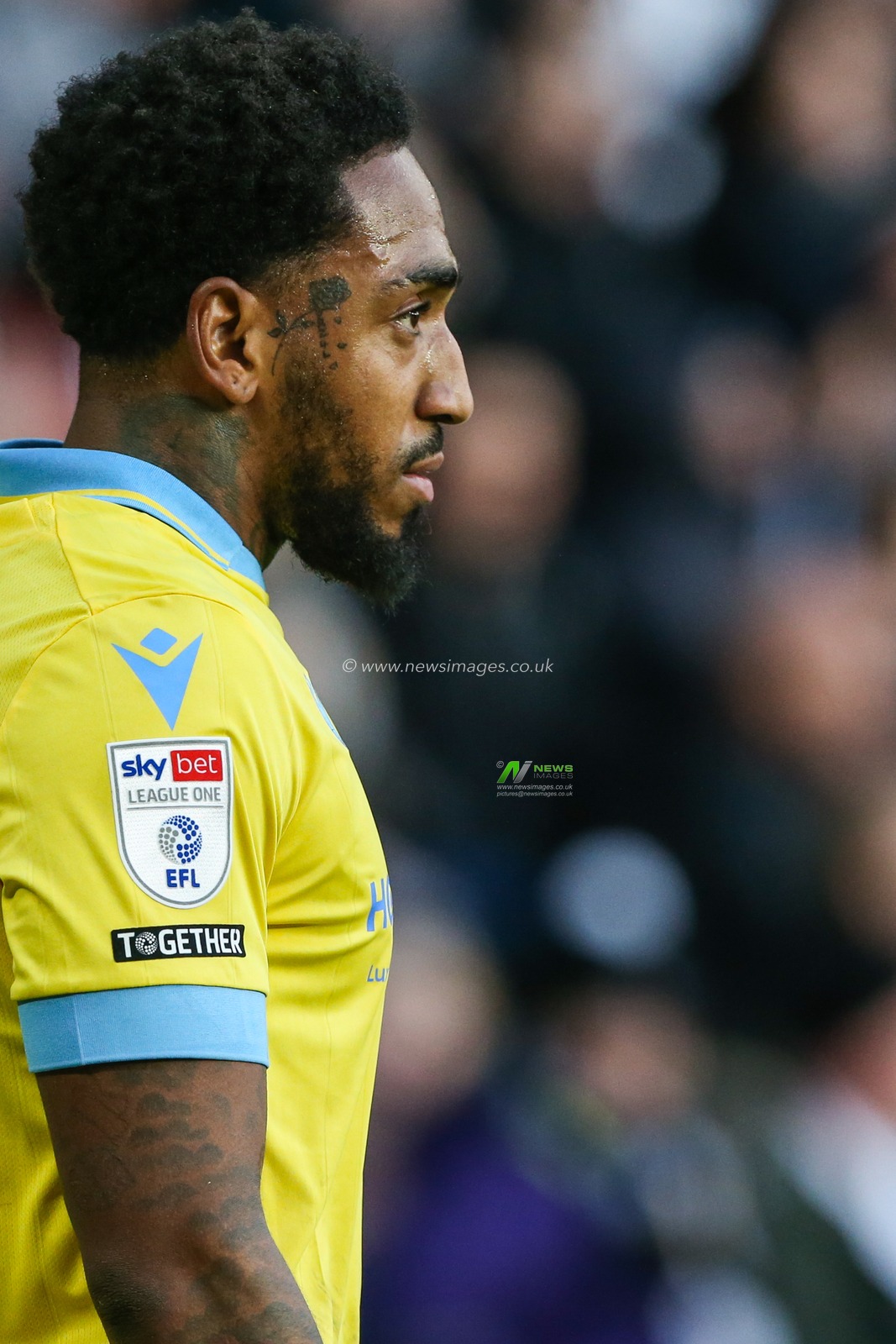 Mallik Wilks #7 of Sheffield Wednesday during the Sky Bet League 1 match Derby County vs Sheffield Wednesday at Pride Park Stadium, Derby, United Kingdom, 3rd December 2022

(Photo by Arron Gent/News Images)