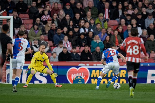 Yuki Ohashi of Blackburn Rovers scores to make it  0-1 during the Sky Bet Championship match Sheffield United vs Blackburn Rovers at Bramall Lane, Sheffield, United Kingdom on 22 April 2026

(Photo by Maynard Manyowa/News Images)