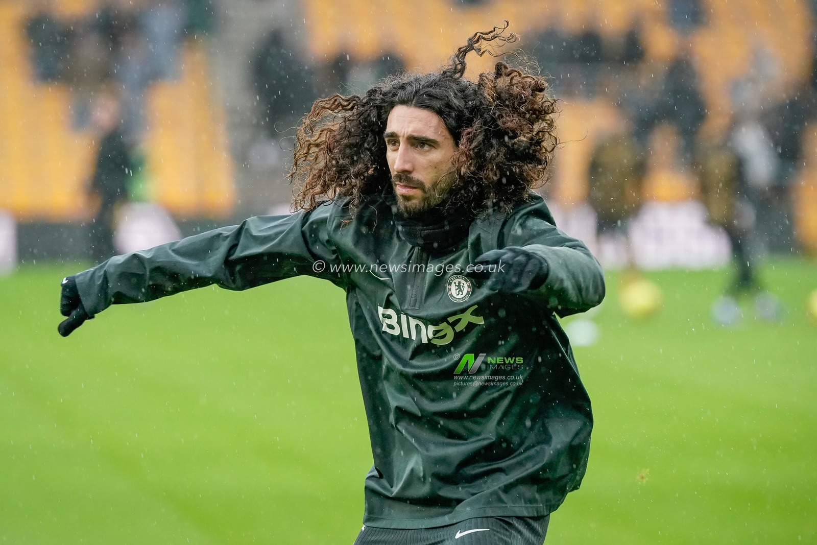 Marc Cucurella of Chelsea in the pregame warmup session  during the Premier League match Wolverhampton Wanderers vs Chelsea at Molineux, Wolverhampton, United Kingdom on 07 February 2026

(Photo by Maynard Manyowa/News Images)