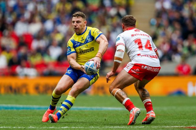 George Williams of Warrington Wolves runs with the ball during the Betfred Challenge Cup Final Warrington Wolves vs Hull KR at Wembley Stadium, London, United Kingdom, 7th June 2025

(Photo by Izzy Poles/News Images)