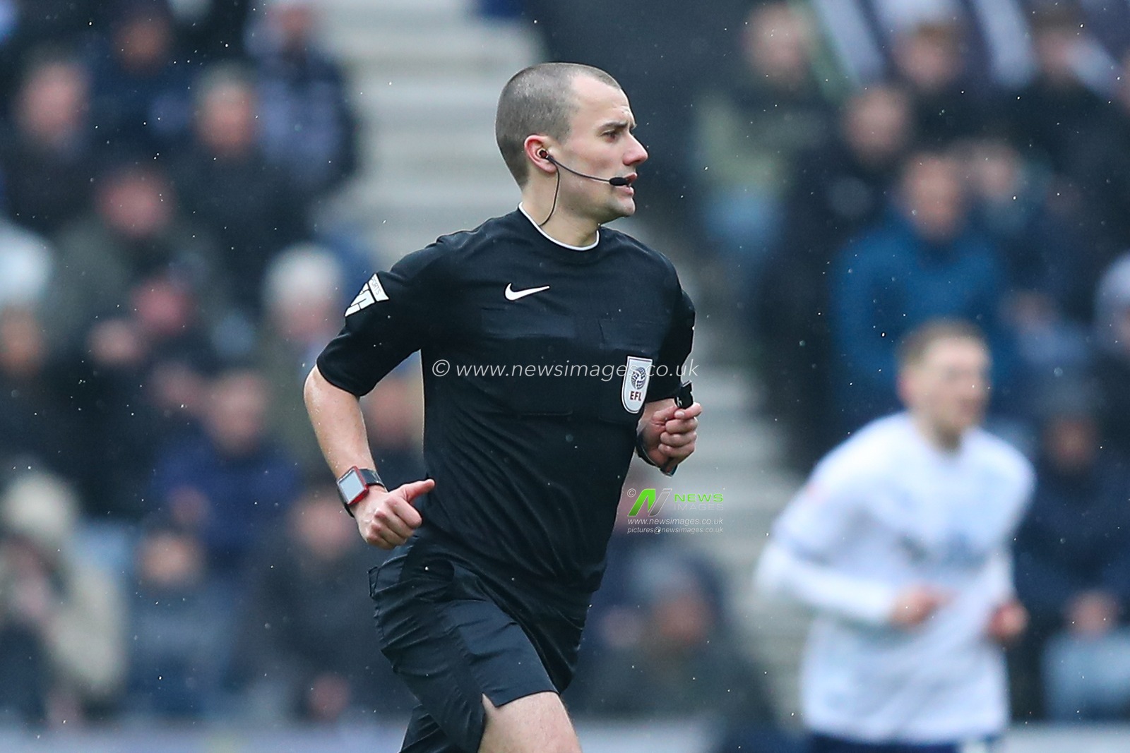 Match referee Andrew Kitchen during the Sky Bet Championship match Preston North End vs Burnley at Deepdale, Preston, United Kingdom, 15th February 2025

(Photo by Jorge Horsted/News Images)