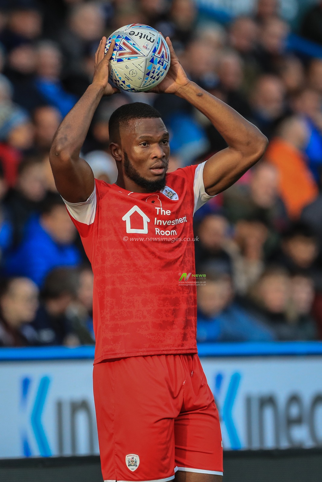 26th October 2019, John Smith's Stadium, Huddersfield, England; Sky Bet Championship, Huddersfield Town v Barnsley : Dimitri Cavare (12) of Barnsley during the game

Credit: Mark Cosgrove/News Images