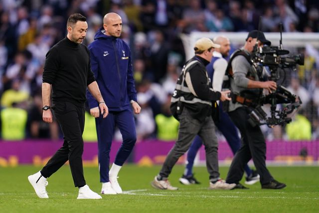Roberto De Zerbi manager of Tottenham Hotspur at full time during the Premier League match Tottenham Hotspur vs Brighton & Hove Albion at Tottenham Hotspur Stadium, London, United Kingdom on 18 April 2026

(Photo by Harvey Murphy/News Images)