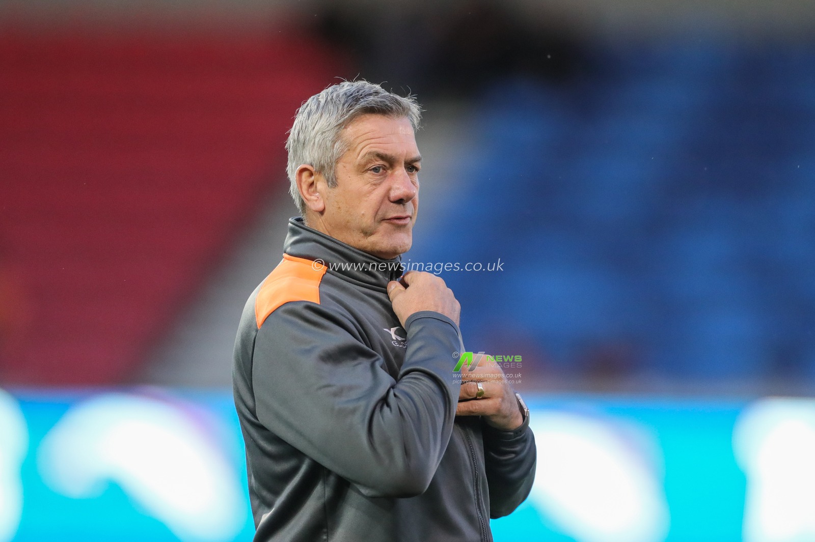 26th September 2019 ,  AJ Bell Stadium, Salford, England;  Betfred Super League Rugby, Round Eliminator 2, Salford Red Devils vs Castleford Tigers ; Daryl Powell head coach of Castleford Tigers arrives at the AJ Bell Stadium ahead of tonights clash




Credit: Mark Cosgrove/News Images