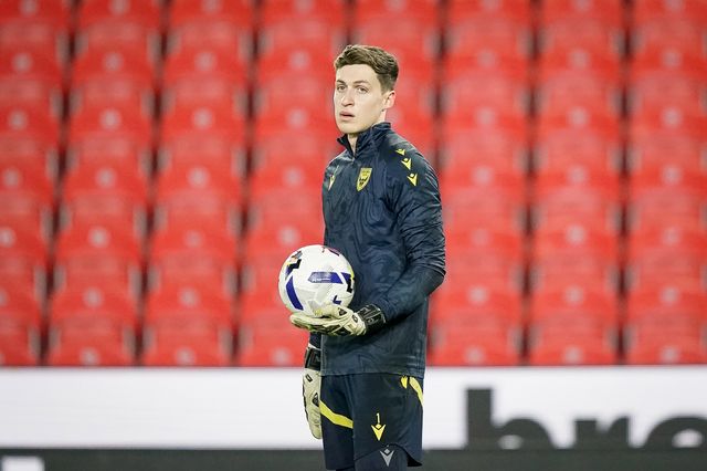 Oxford United goalkeeper Jamie Cumming in the pregame warmup session  during the Sky Bet Championship match Stoke City vs Oxford United at Bet365 Stadium, Stoke On Trent, United Kingdom on 25 February 2026

(Photo by Maynard Manyowa/News Images)