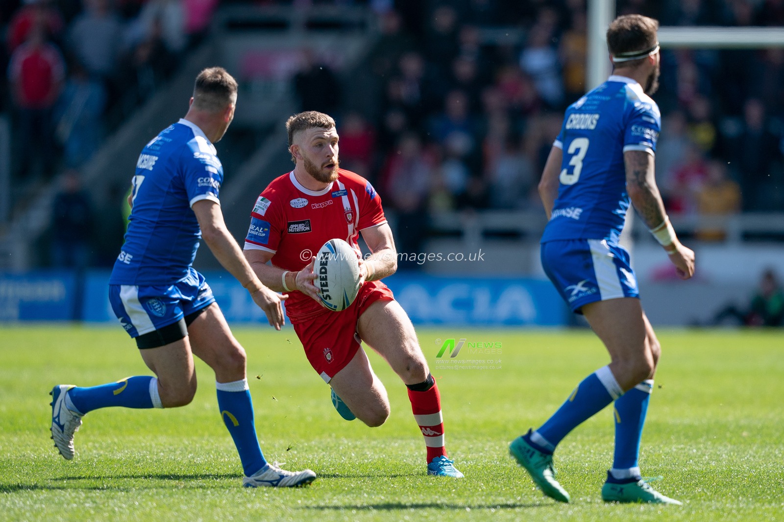 Salford Red Devils's Jackson Hastings in action during todays match


11th May 2019 , AJ Bell Stadium, Eccles, England; Coral Challenge Cup 2019, Round 6, Salford Red Devils vs Hull KR ;


Credit: Terry Donnelly/News Images