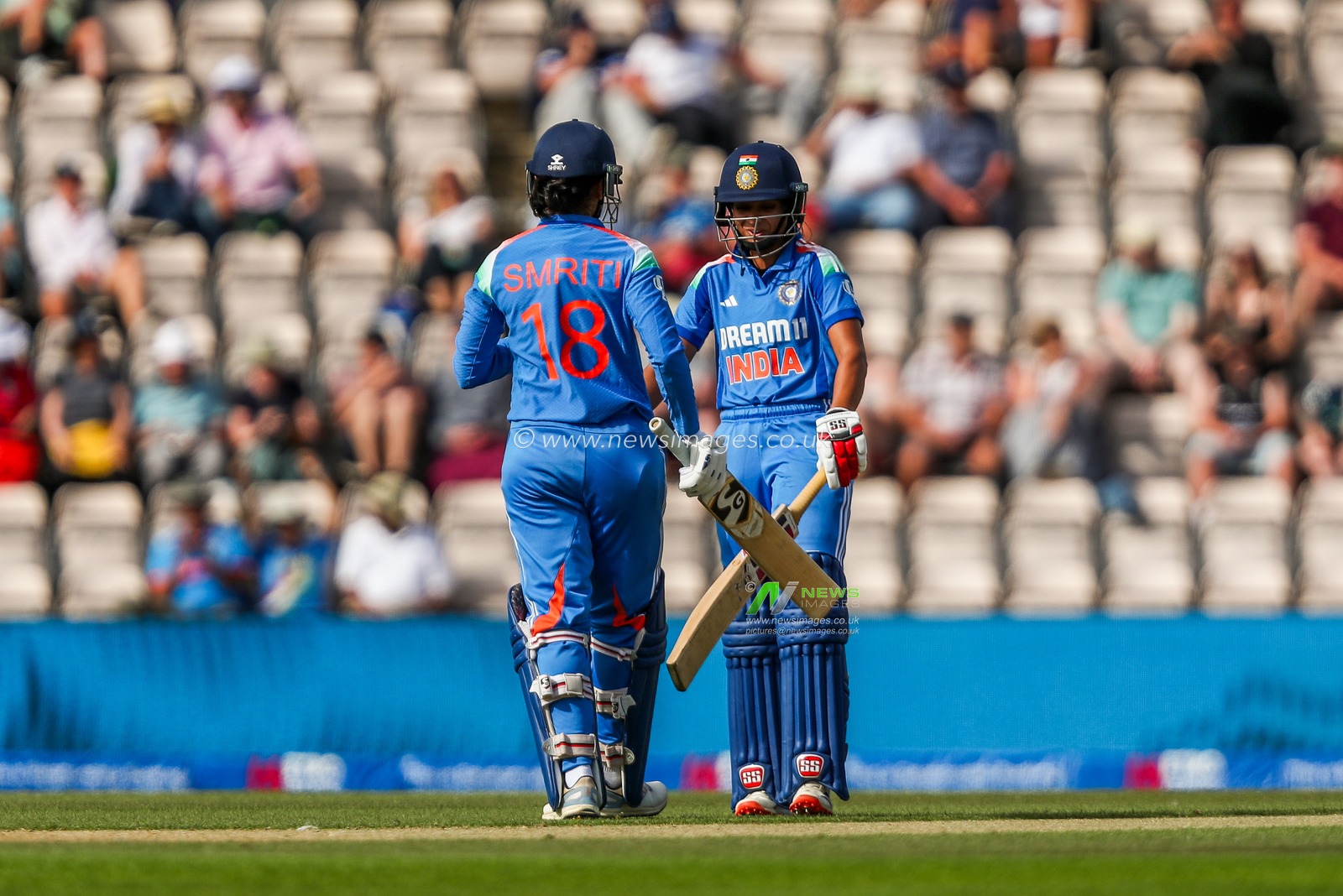 Pratika Rawal and Smriti Mandhana of India in action during the 1st Metro Bank One Day International match England Women vs India Women at The Utilita Bowl, Southampton, United Kingdom, 16th July 2025

(Photo by Izzy Poles/News Images)