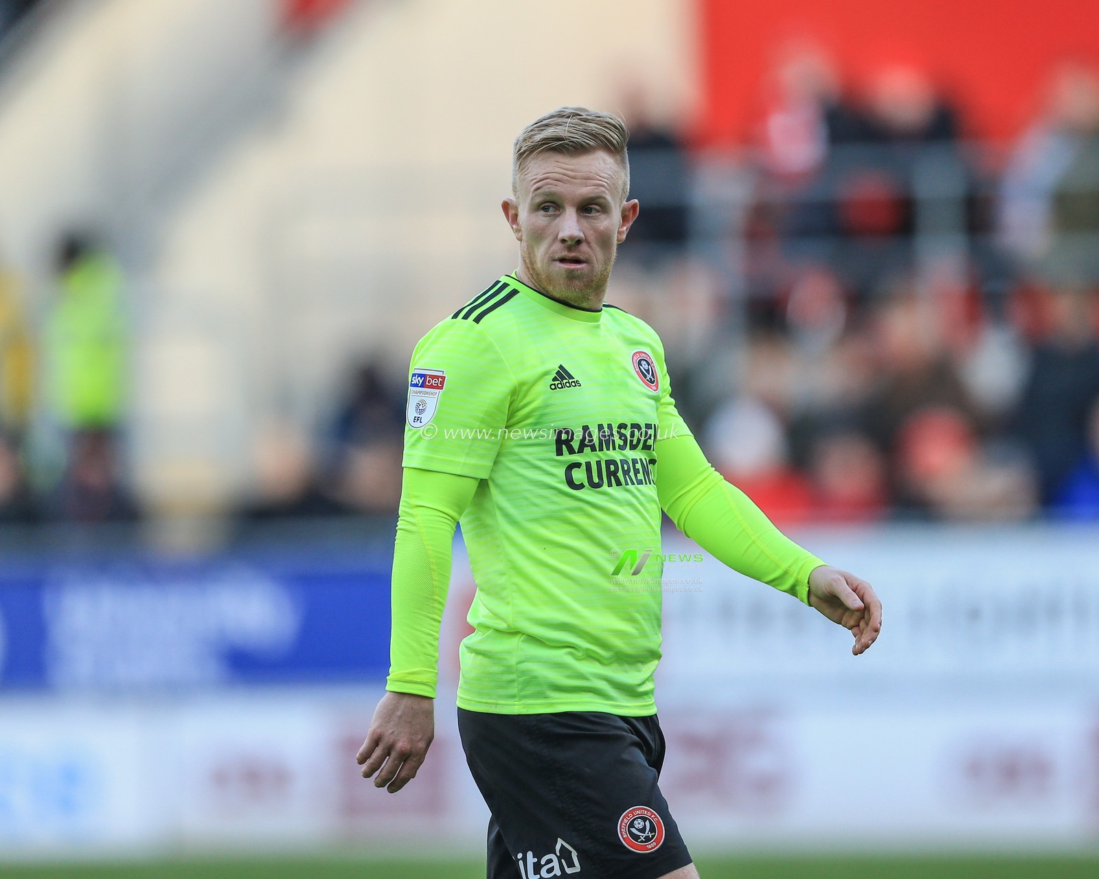 24th November 2018, New York Stadium, Rotherham, England; Sky Bet Championship Rotherham Utd v Sheffield United  ; Mark Duffy (21) of Sheffield United 


Credit: Mark Cosgrove/News Images

English Football League images are subject to DataCo Licence