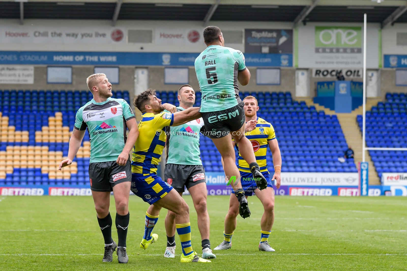 Ryan Hall (5) of Hull KR successfully collects the ball from a high kick