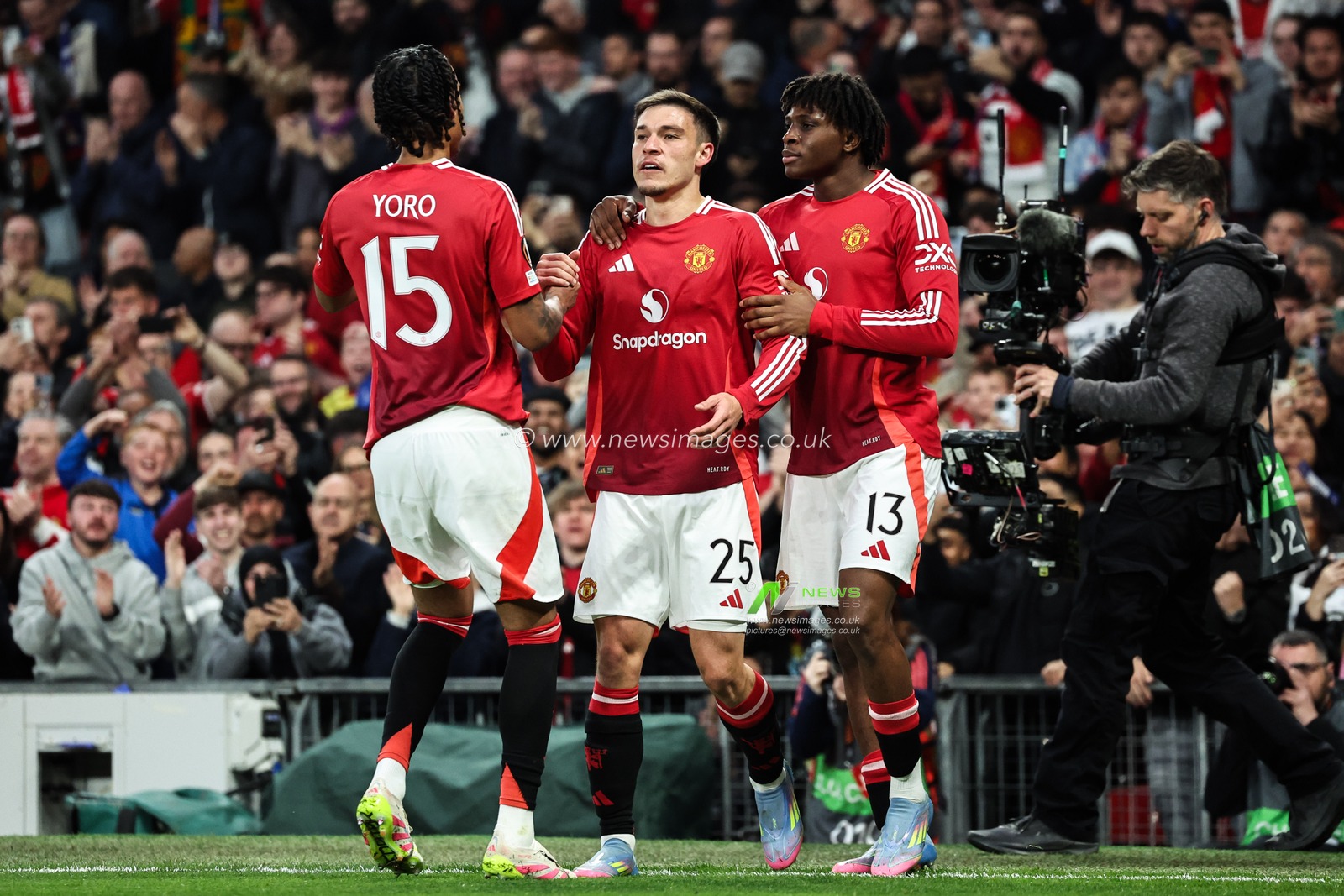 Manuel Ugarte of Manchester United celebrates his goal to make it 1-0 during the UEFA Europa League Quarter-finals match Manchester United vs Lyon at Old Trafford, Manchester, United Kingdom, 17th April 2025

(Photo by Mark Cosgrove/News Images)
