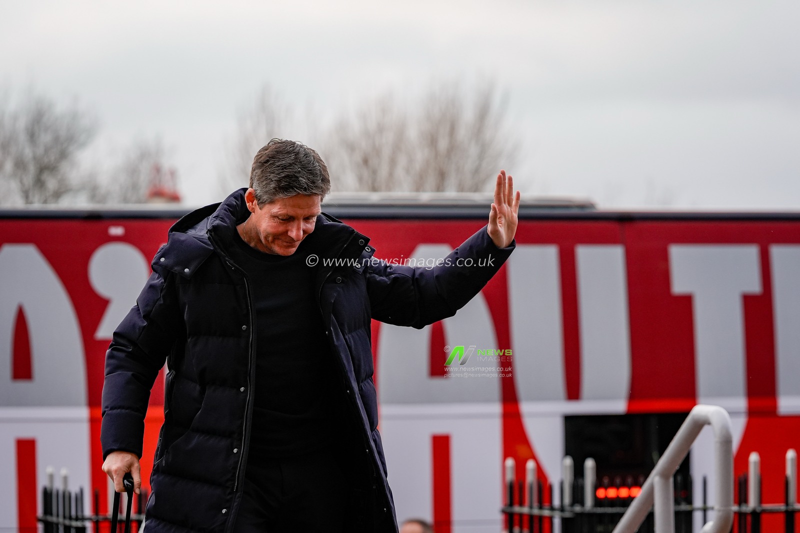 Oliver Glasner manager of Crystal Palace arrives at the stadium prior to kick off during the Premier League match Sunderland vs Crystal Palace at Stadium Of Light, Sunderland, United Kingdom, 17th January 2026

(Photo by Maynard Manyowa/News Images)