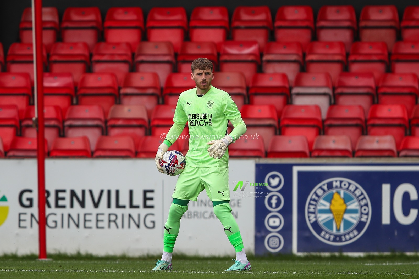 Daniel Grimshaw of Blackpool during the Pre-season friendly match Crewe Alexandra vs Blackpool at Alexandra Stadium, Crewe, United Kingdom, 3rd August 2024

(Photo by Gareth Evans/News Images)