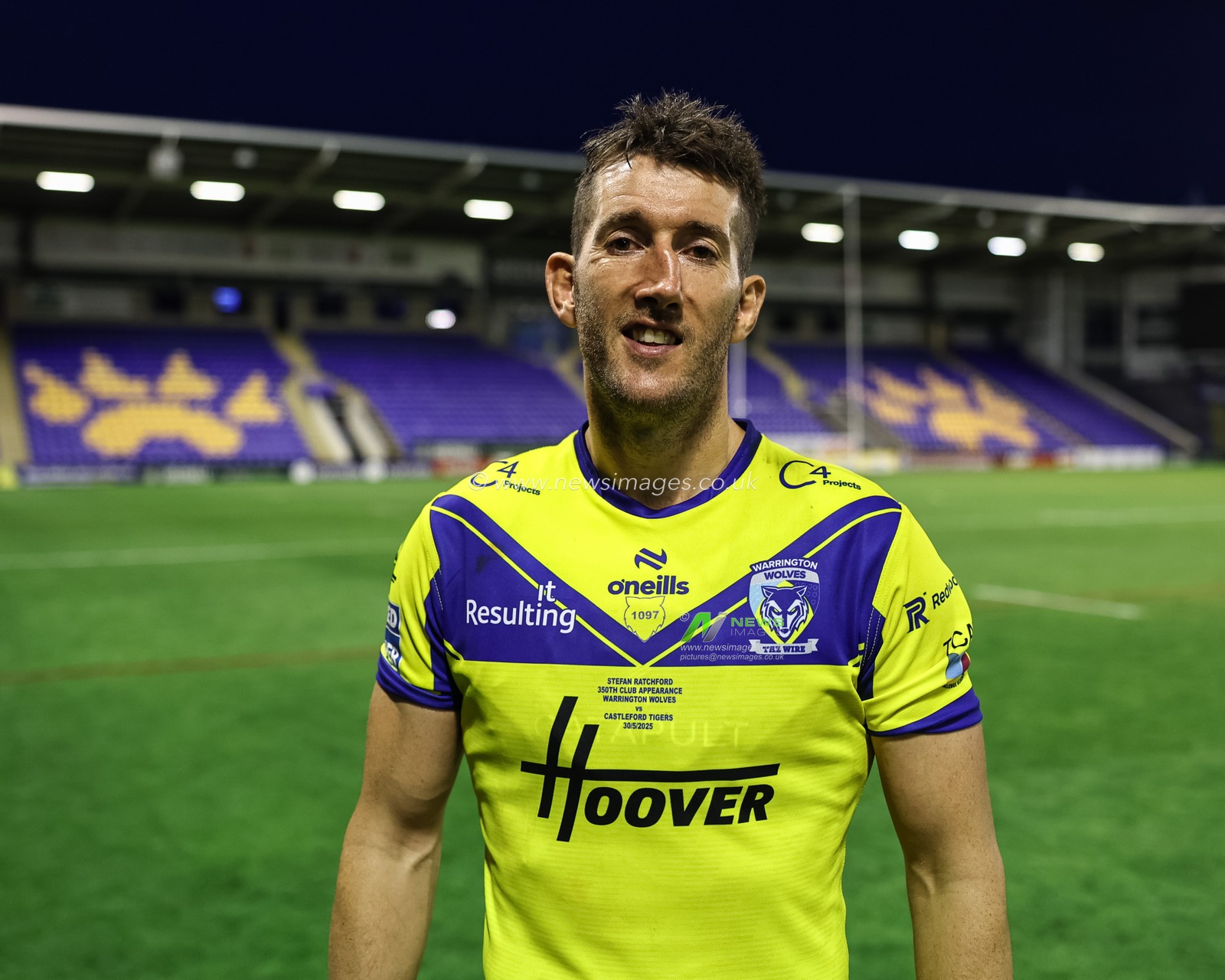 Try scorer Stefan Ratchford of Warrington Wolves on his 350th club appearance during the Betfred Super League Round 13 match Warrington Wolves vs Castleford Tigers at Halliwell Jones Stadium, Warrington, United Kingdom, 30th May 2025

(Photo by Mark Cosgrove/News Images)