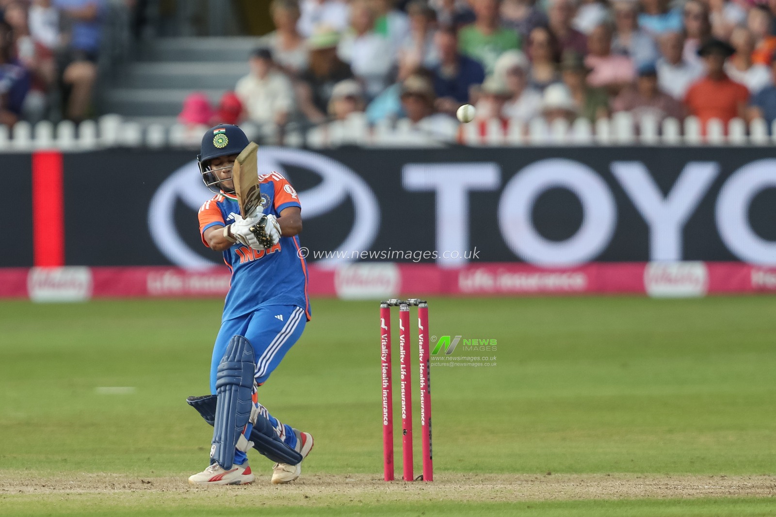 Amanjot Kaur of India in action during the 2nd Vitality IT20 England Women vs India Women at Seat Unique Stadium, Bristol, United Kingdom, 1st July 2025

(Photo by Izzy Poles/News Images)