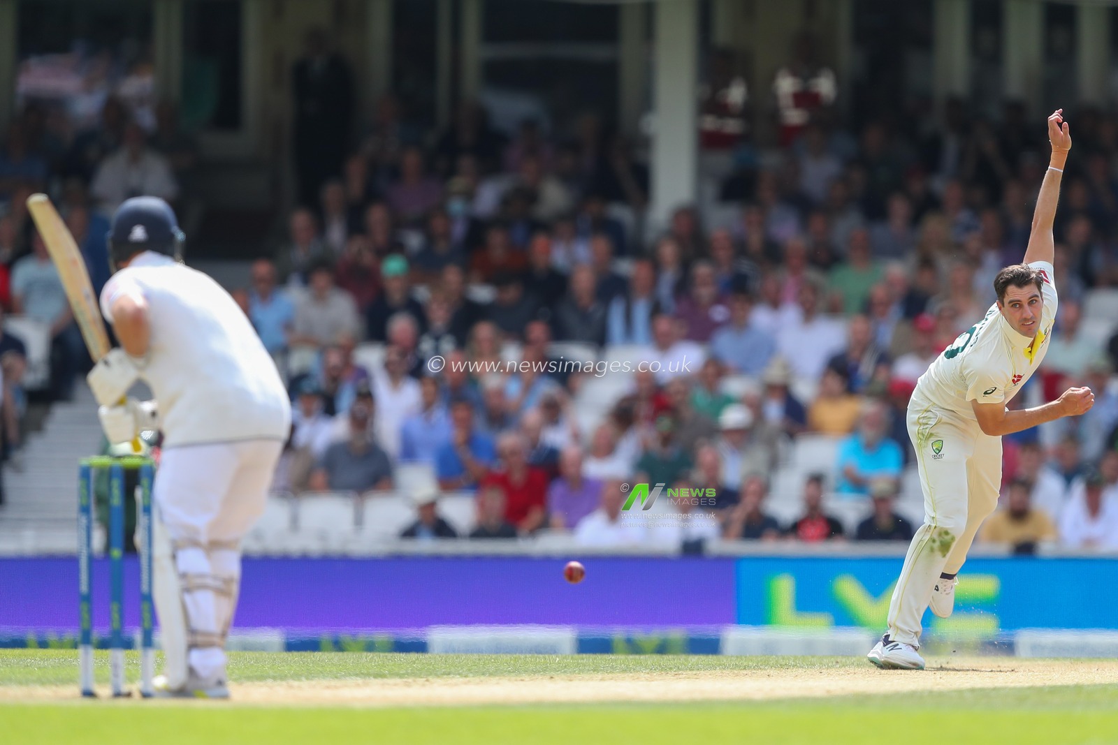 Pat Cummings of Australia delivers the ball during the LV= Insurance Ashes Fifth Test Series Day Three match England vs Australia at The Kia Oval, London, United Kingdom, 29th July 2023

(Photo by Gareth Evans/News Images)