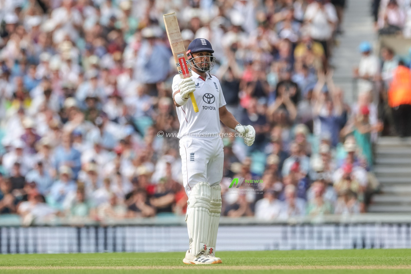 Emilio Gay of England celebrates a half century  during the 2nd Rothesay Test Match Day 2 match England vs New Zealand at The Kia Oval, London, United Kingdom on 18 June 2026

(Photo by Mark Cosgrove/News Images)