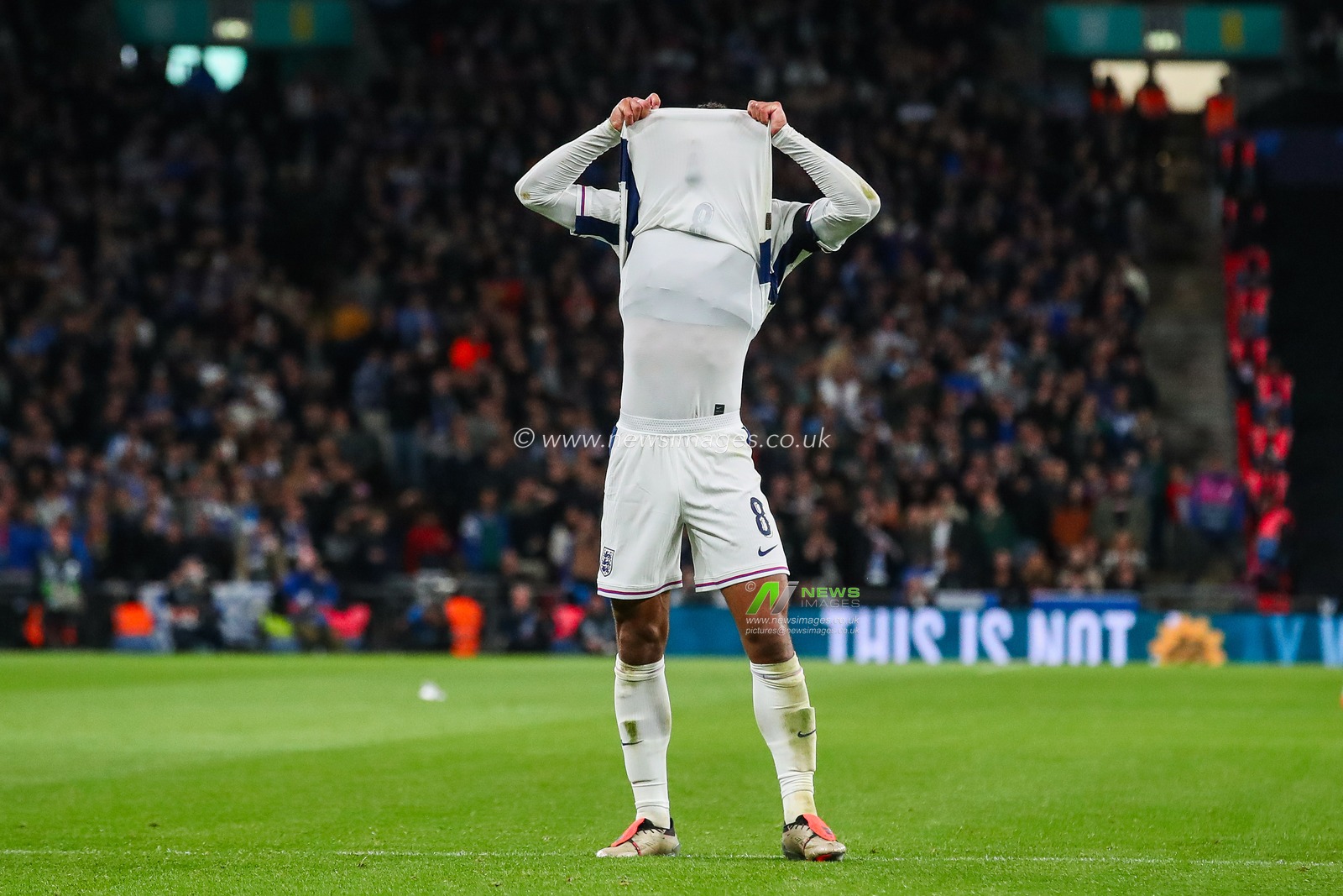 Jude Bellingham of England reacts after a missed chance during the UEFA Nations League - League B - Group B2 - match England vs Greece at Wembley Stadium, London, United Kingdom, 10th October 2024

(Photo by Gareth Evans/News Images)