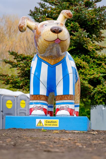 Huddersfield Town bear statue outside the stadium during the Betfred Super League round 7 match Huddersfield Giants vs York Knights at Accu Stadium, Huddersfield, United Kingdom on 04 April 2026

(Photo by Maynard Manyowa/News Images)