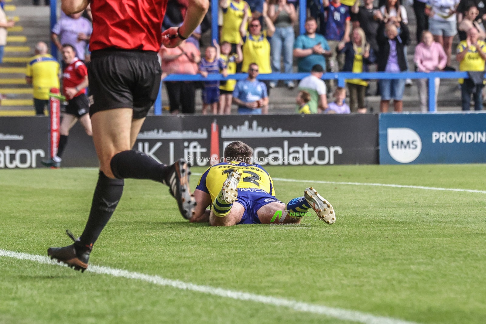 Lachlan Fitzgibbon of Warrington Wolves goes over for a try during the Betfred Super League round 16 match Warrington Wolves vs Hull FC at Halliwell Jones Stadium, Warrington, United Kingdom, 28th June 2025

(Photo by Alfie Cosgrove/News Images)