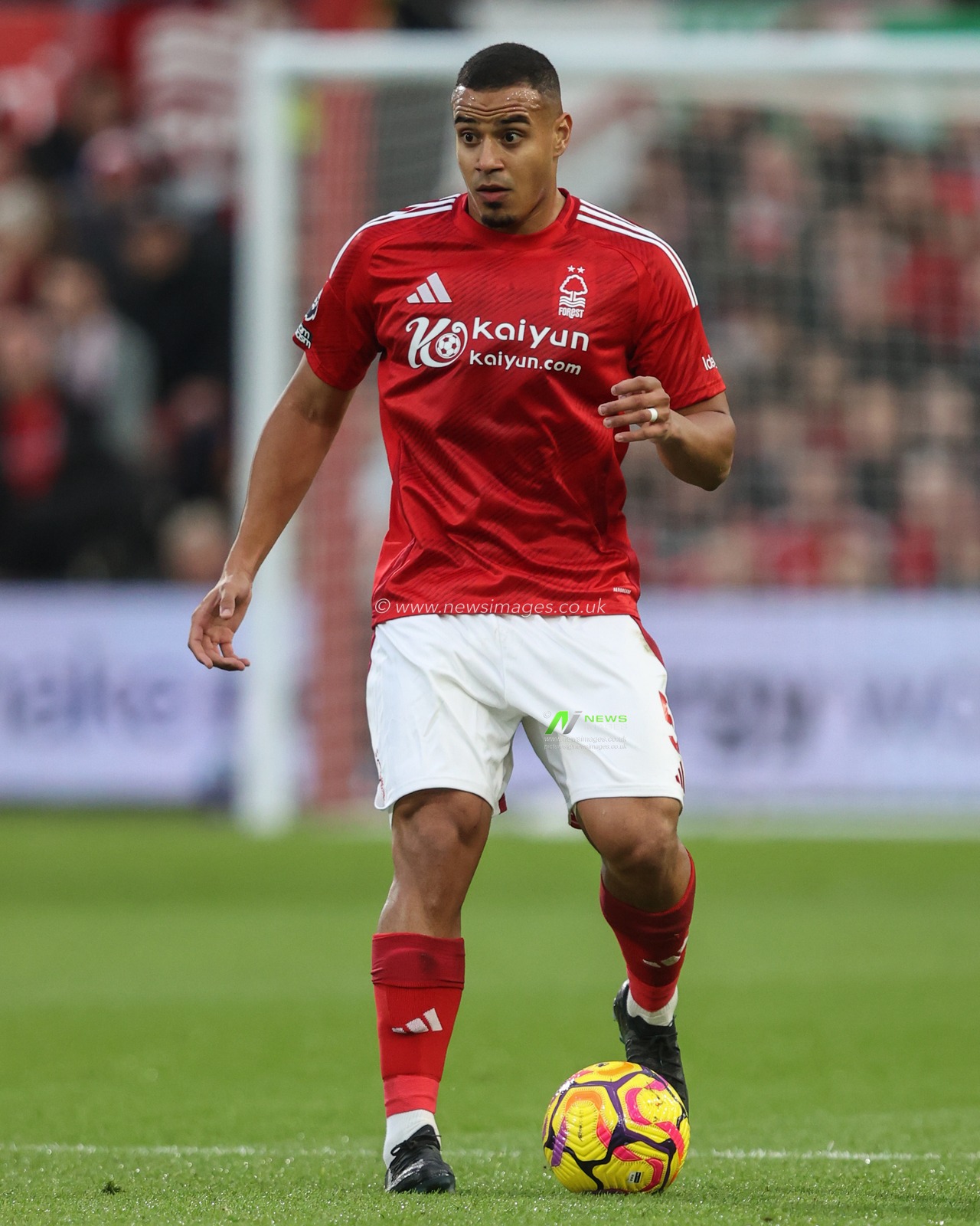 Murillo Santiago of Nottingham Forest during the Premier League match Nottingham Forest vs Ipswich Town at City Ground, Nottingham, United Kingdom, 30th November 2024

(Photo by Alfie Cosgrove/News Images)