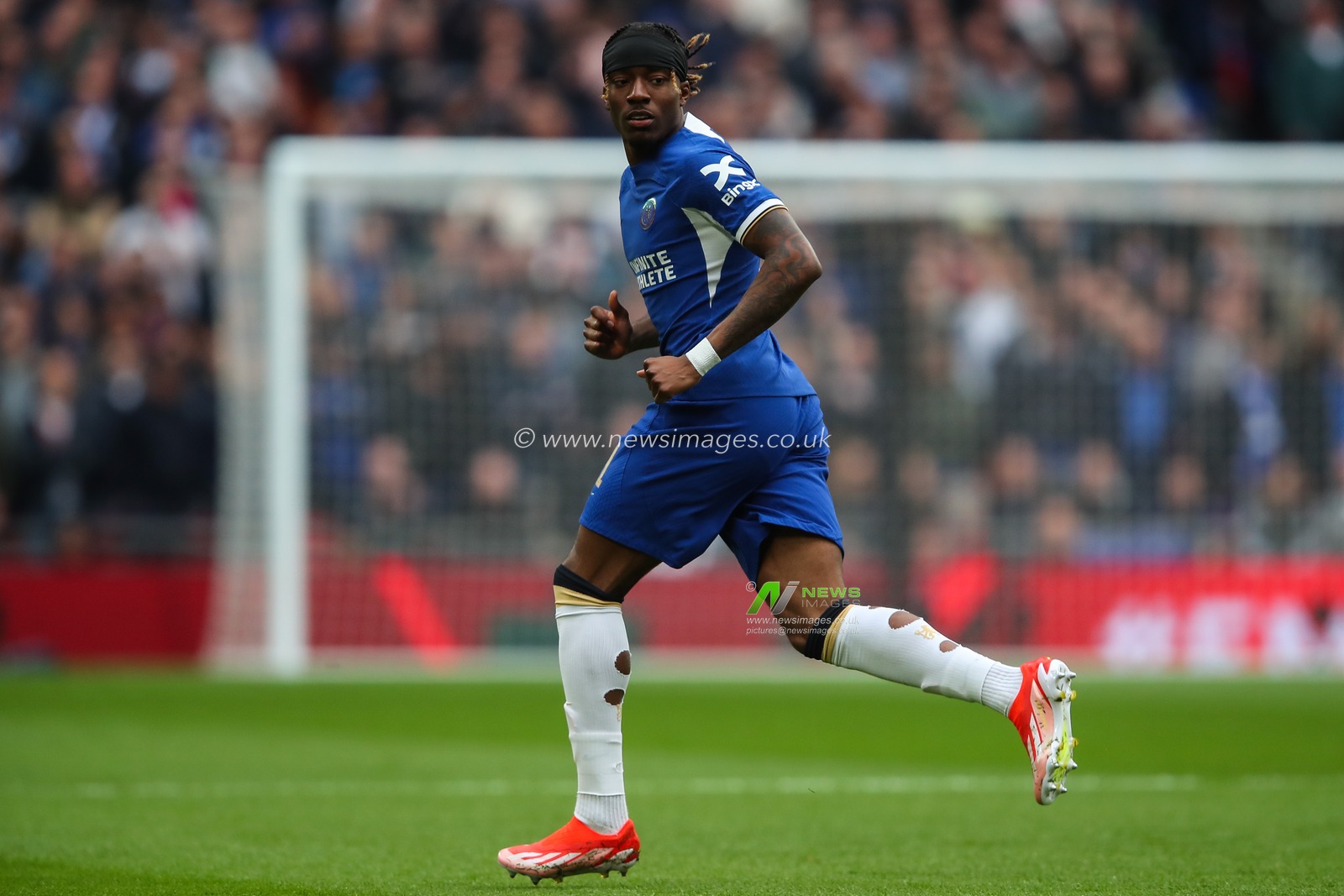 Noni Madueke of Chelsea during the Emirates FA Cup Semi-Final match Manchester City vs Chelsea at Wembley Stadium, London, United Kingdom, 20th April 2024

(Photo by Gareth Evans/News Images)
