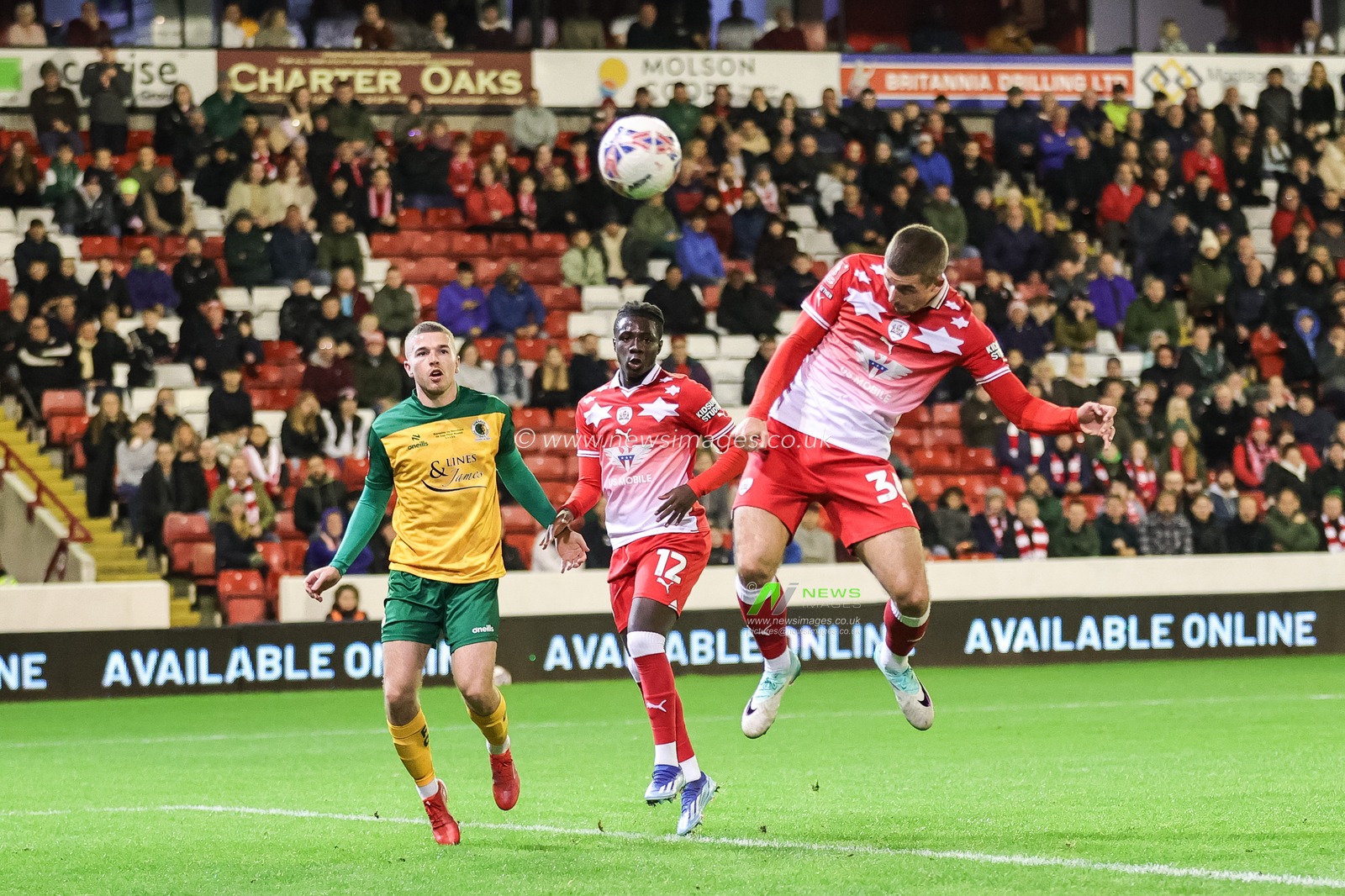 Max Watters #36 of Barnsley scores to make it 1-0 during the Emirates FA Cup 1st Round match Barnsley vs Horsham FC at Oakwell, Barnsley, United Kingdom, 3rd November 2023

(Photo by Mark Cosgrove/News Images)