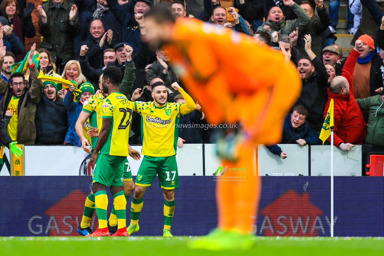 10th February 2019, Carrow Road, Norfolk, England; Sky Bet Championship, Norwich City vs Ipswich Town ; Emiliano Buendia (17) of Norwich City celebrates Teemu Pukki's goal making it 2-0

Credit: Georgie Kerr/News Images

English Football League images are subject to DataCo Licence