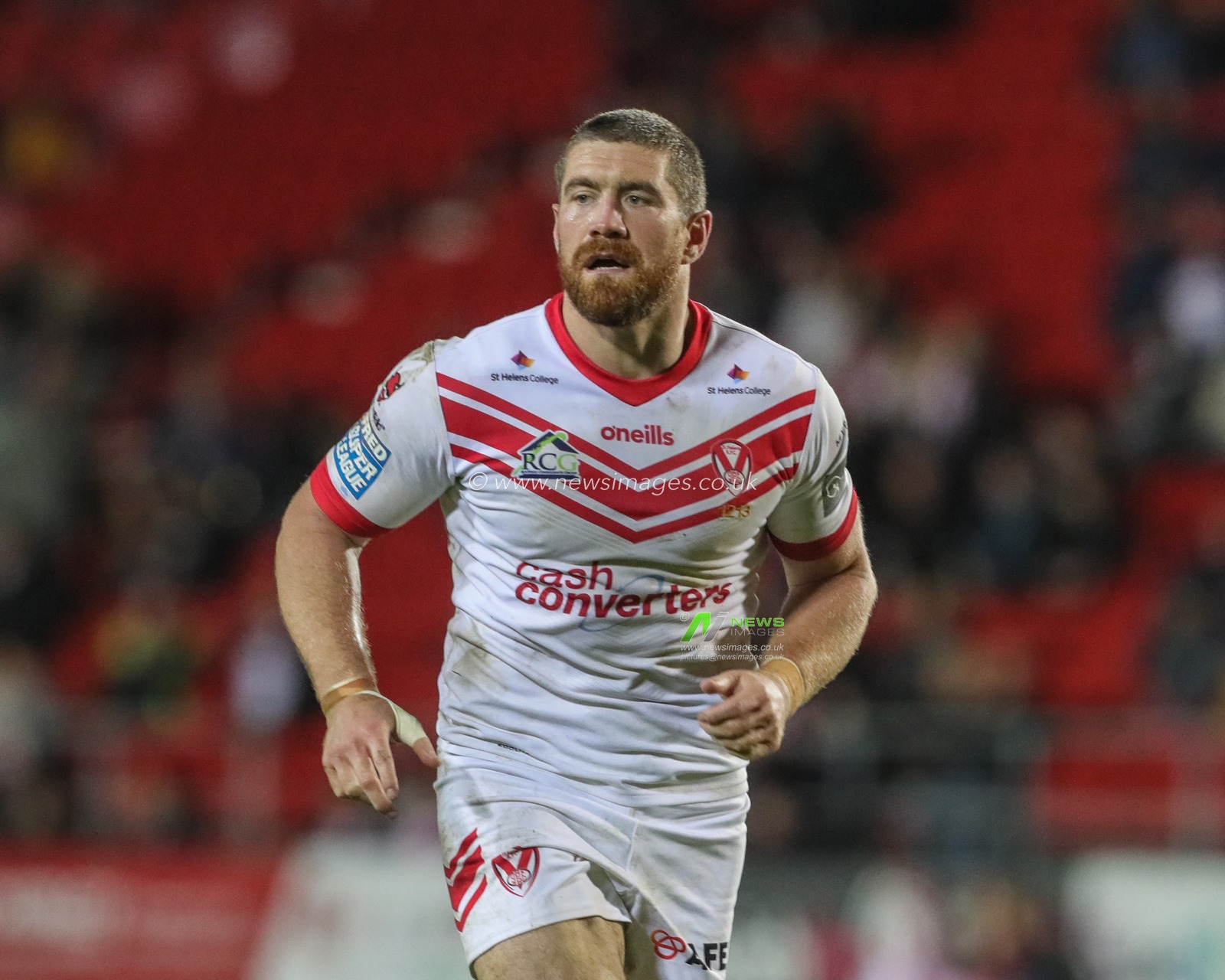 27th September 2019, Totally Wicked Stadium, St Helens, England; Betfred Super League Semi Final, Saint Helens v Wigan Warriors : Kyle Amor (16) of St Helens during the game 

Credit: Mark Cosgrove/News Images